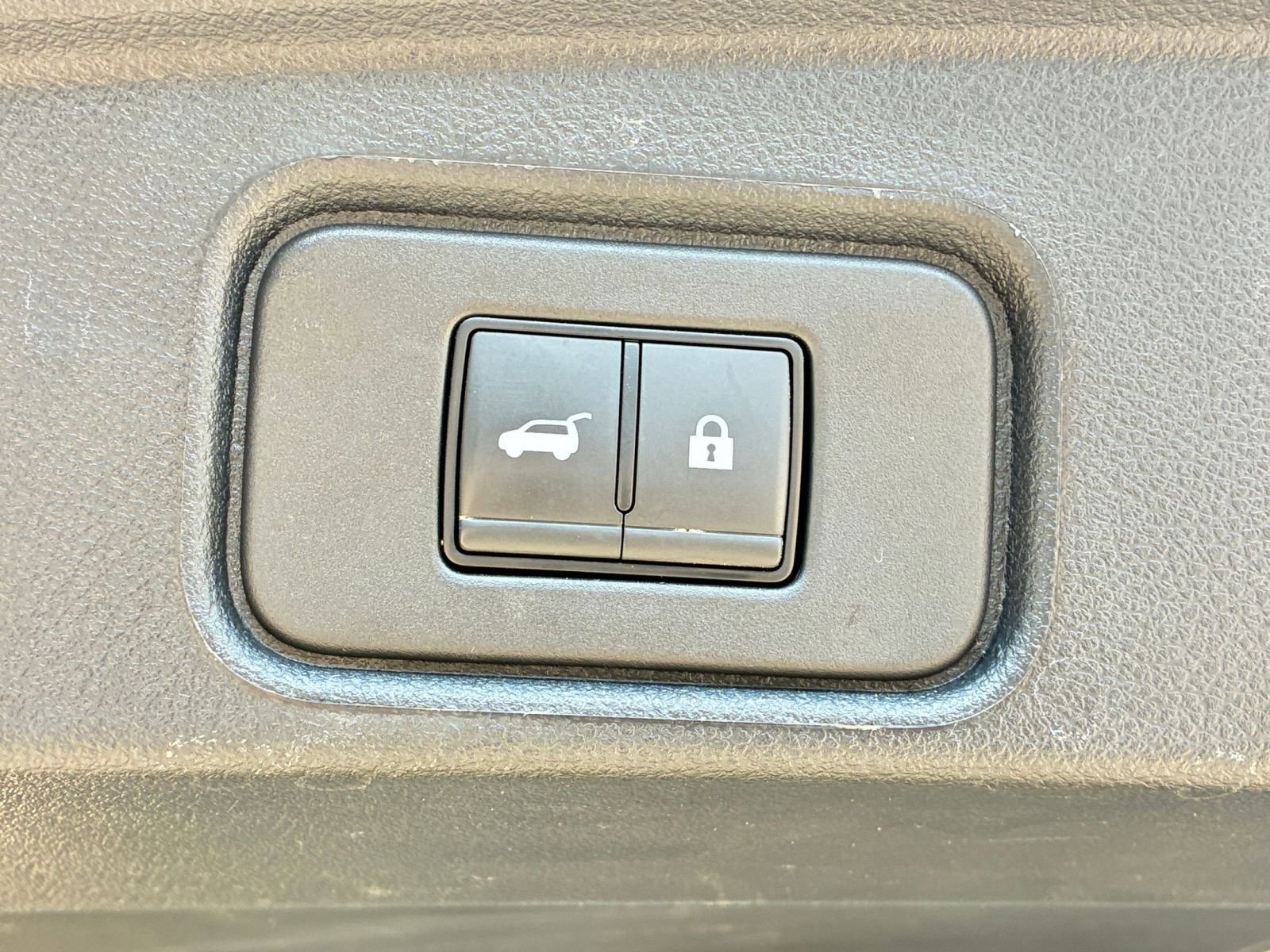 Thumbnail: 2025 Nissan Pathfinder - 29