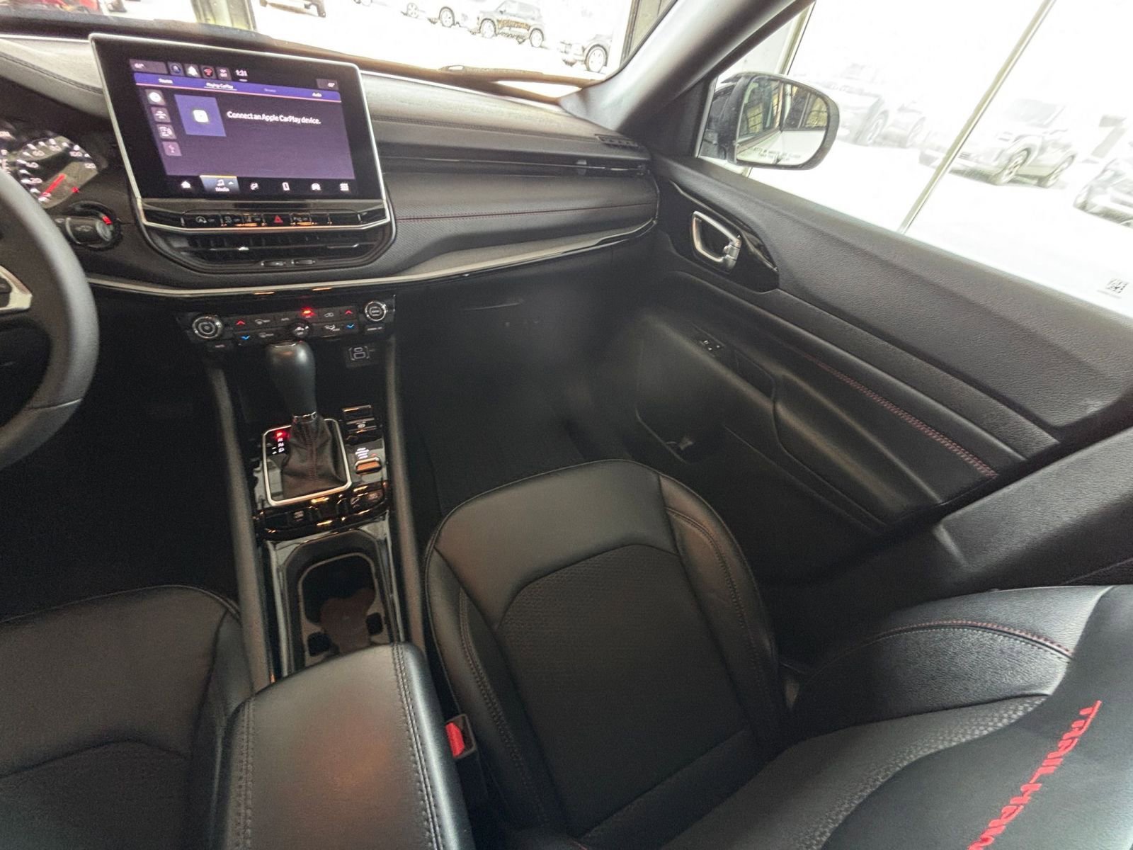 Thumbnail: 2025 Jeep Compass - 35