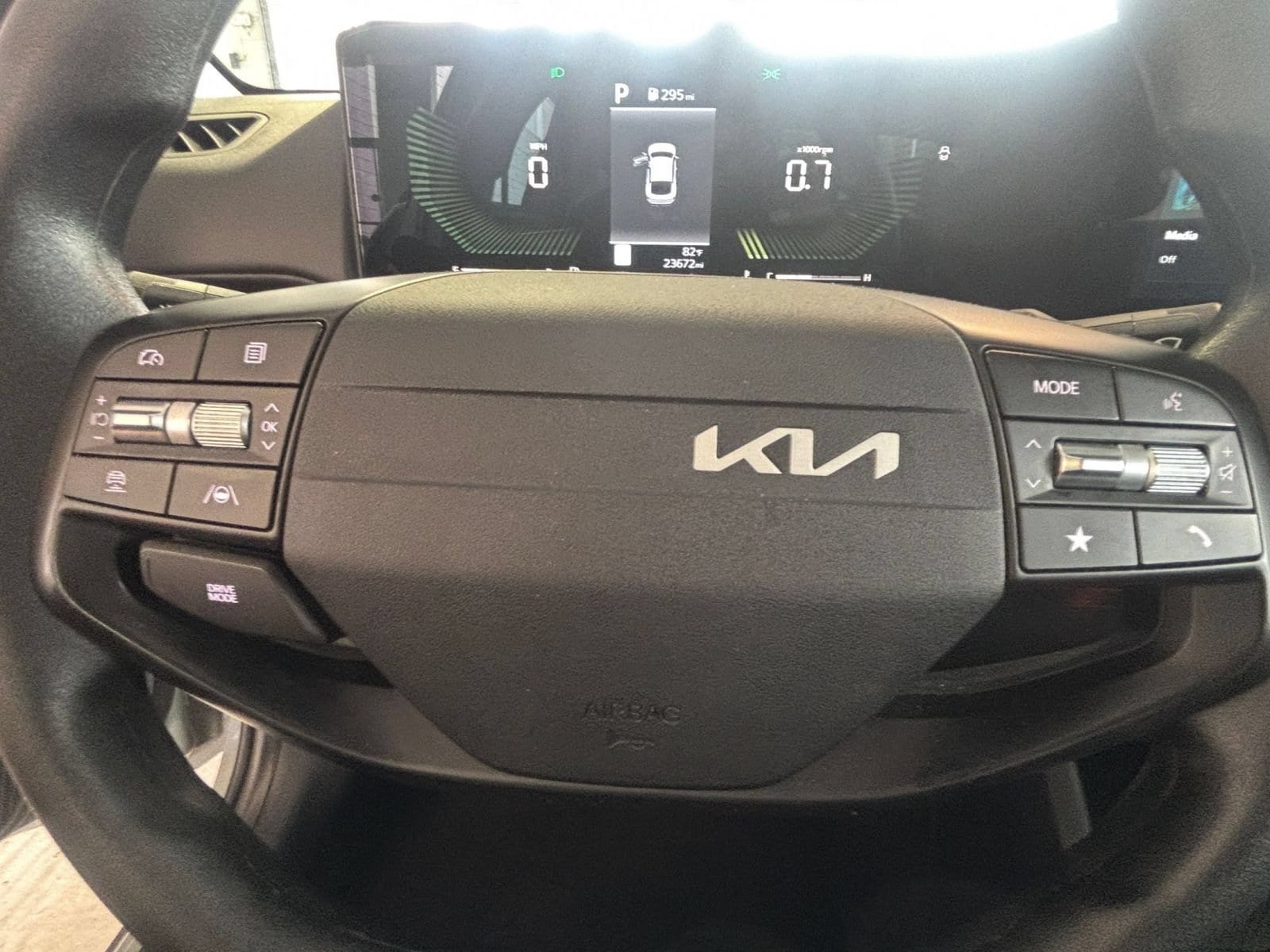 Thumbnail: 2025 Kia K4 - 28