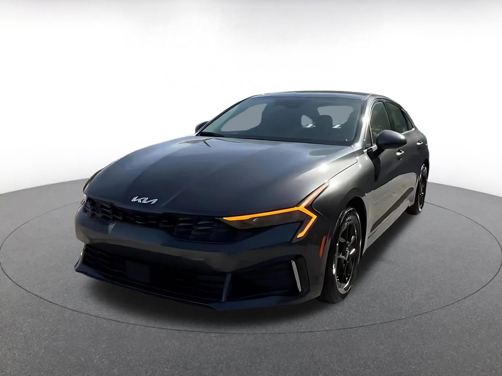 Thumbnail: 2025 Kia K5 - 11