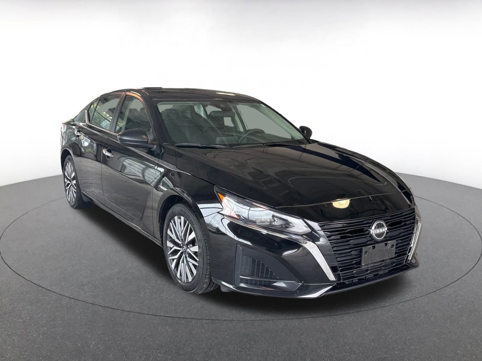 Thumbnail: 2024 Nissan Altima - 1