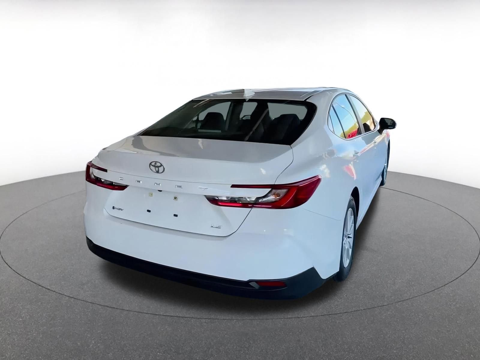 Thumbnail: 2025 Toyota Camry - 16