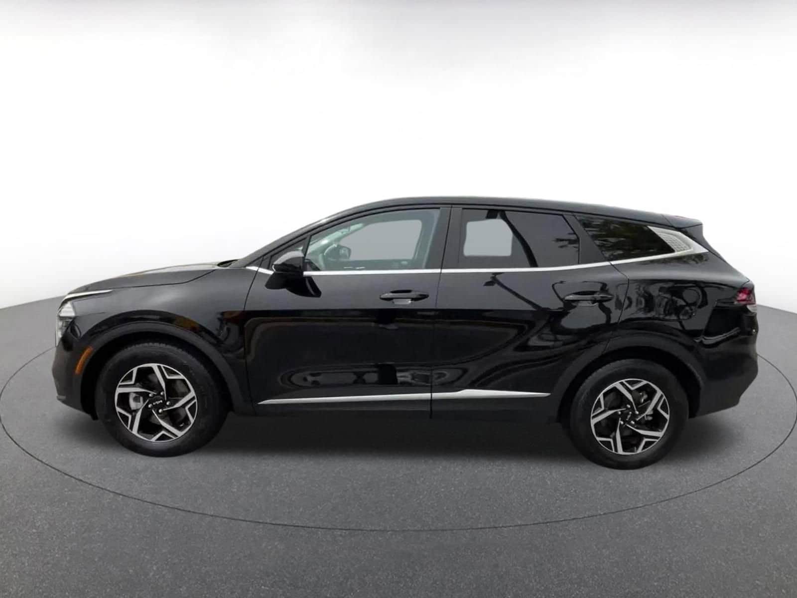 Thumbnail: 2025 Kia Sportage - 8