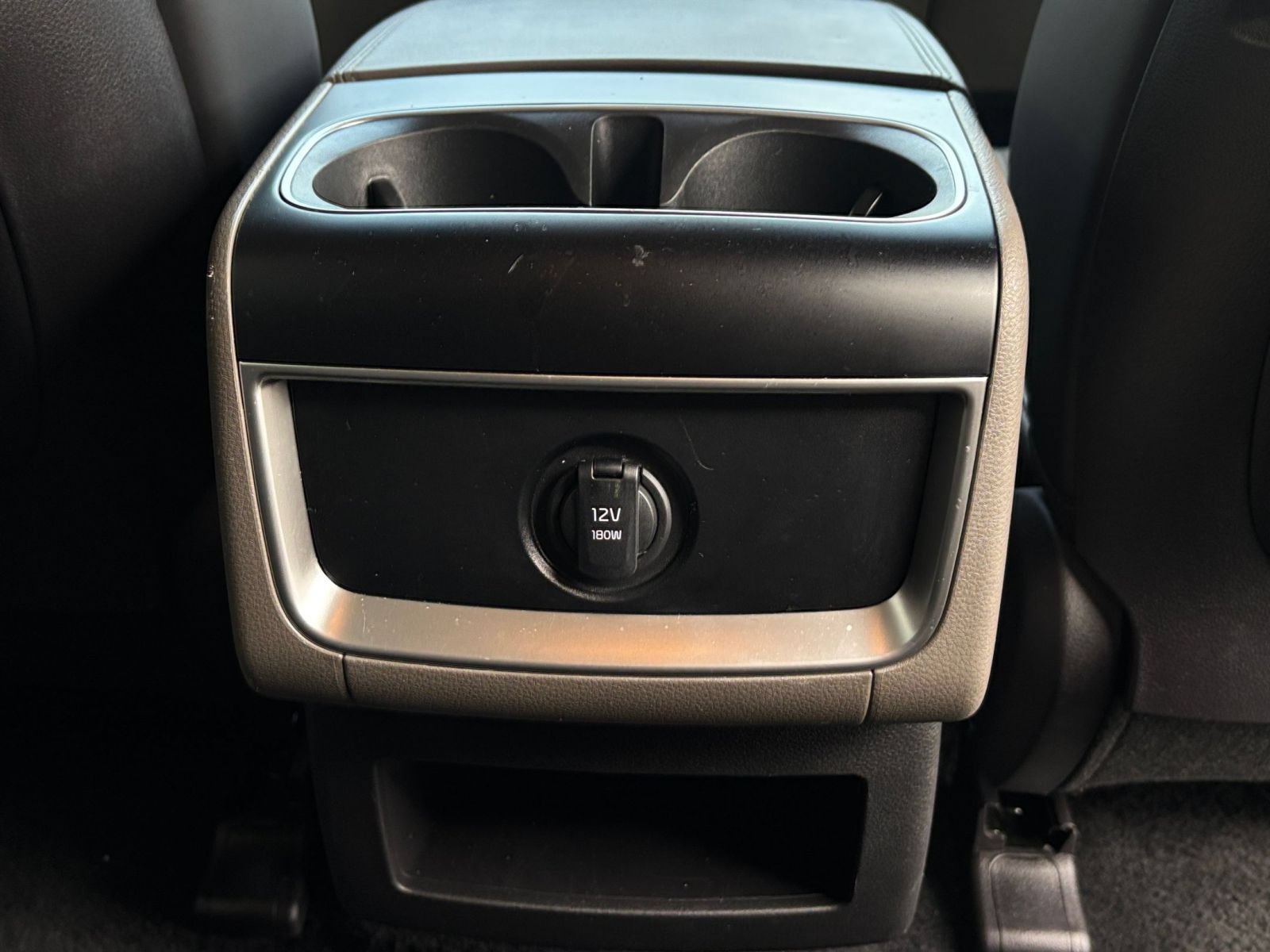 Thumbnail: 2026 Kia Carnival - 25