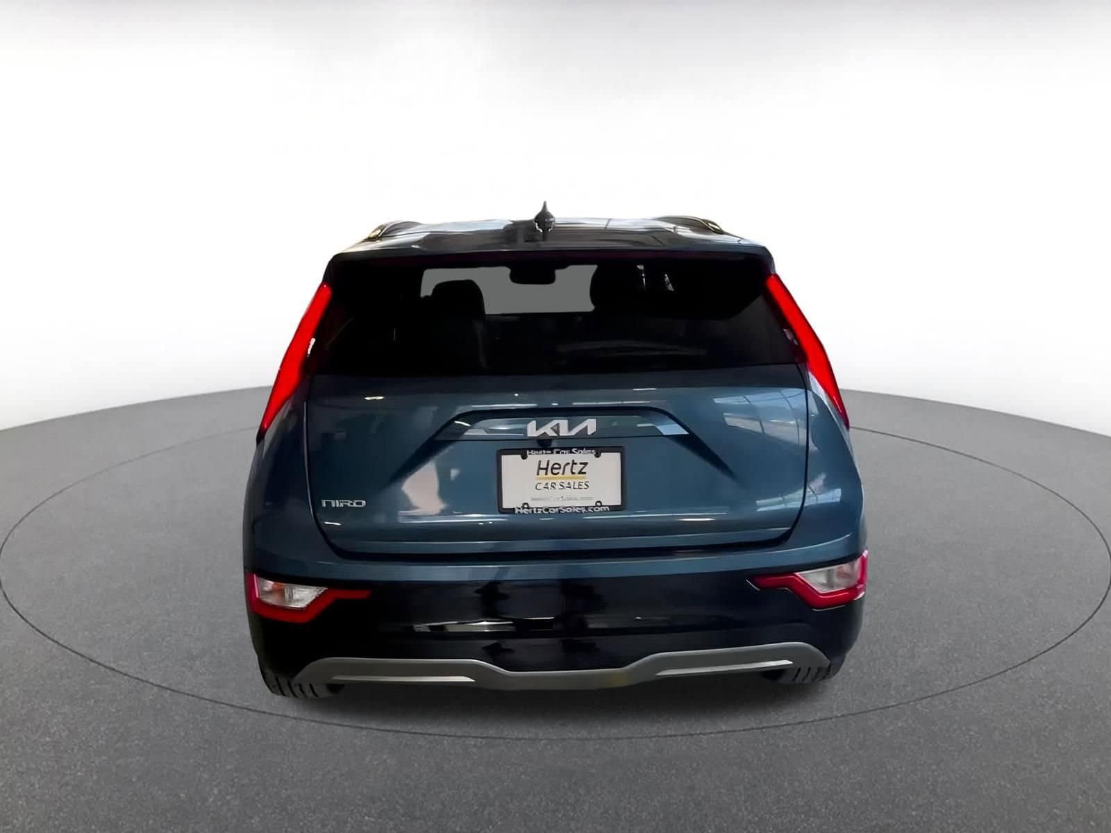 Thumbnail: 2023 Kia Niro - 12