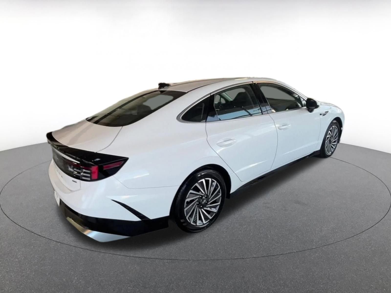 Thumbnail: 2025 Hyundai Sonata - 15