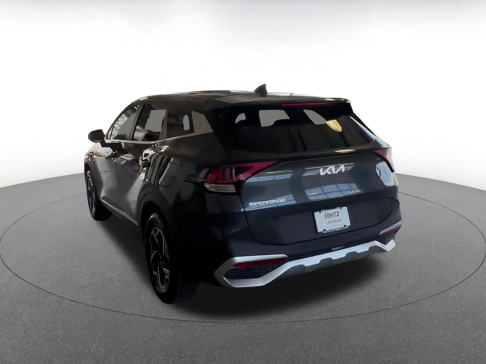 Thumbnail: 2024 Kia Sportage - 8