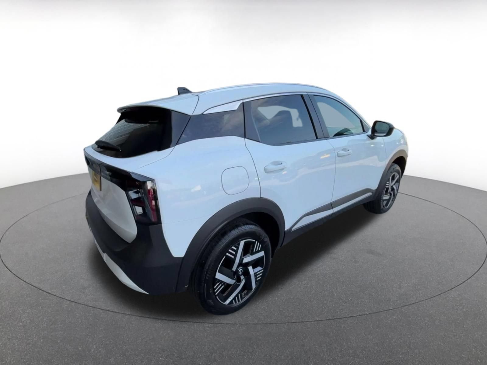 Thumbnail: 2026 Nissan Kicks - 12