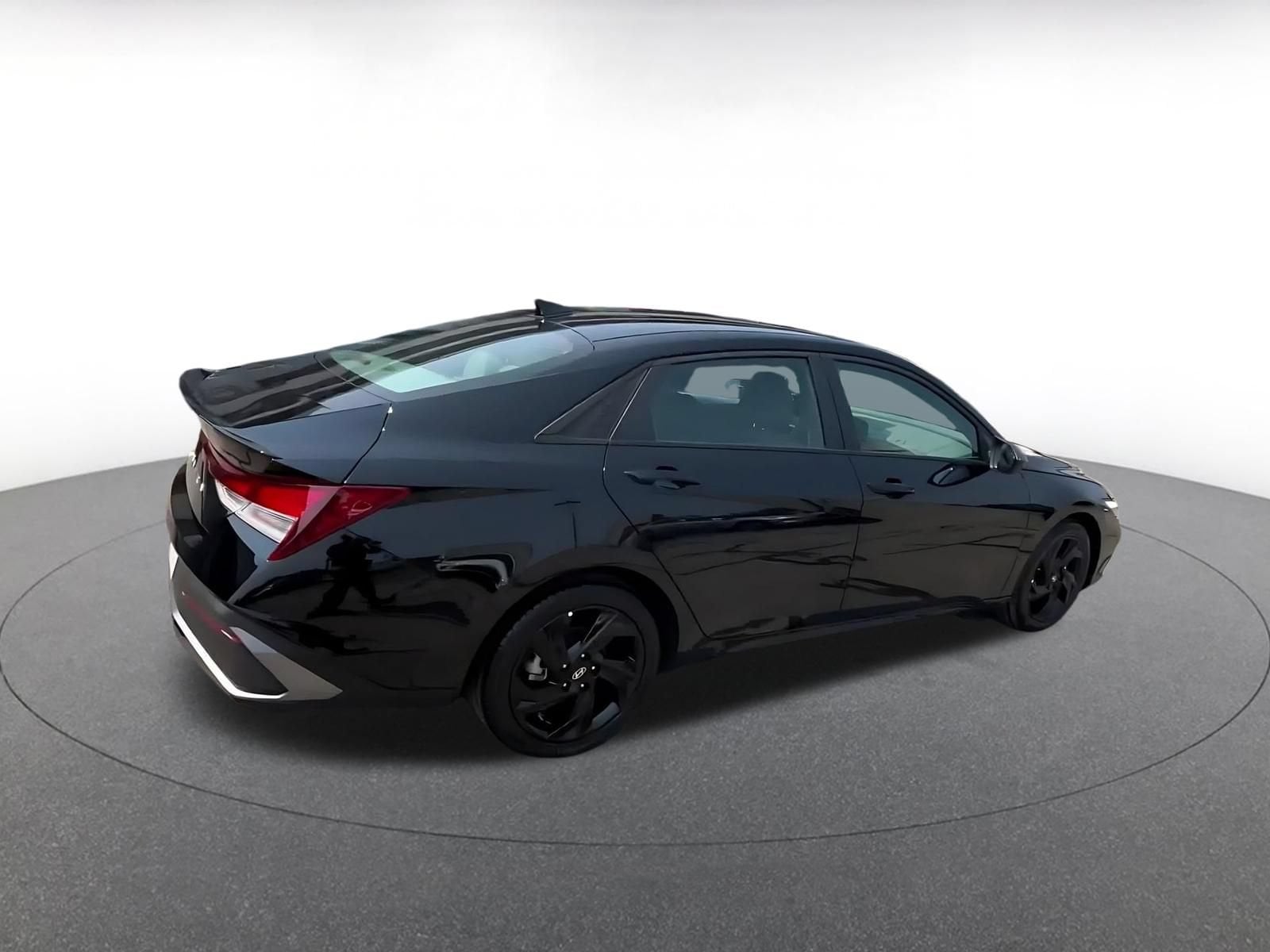 Thumbnail: 2026 Hyundai Elantra - 14