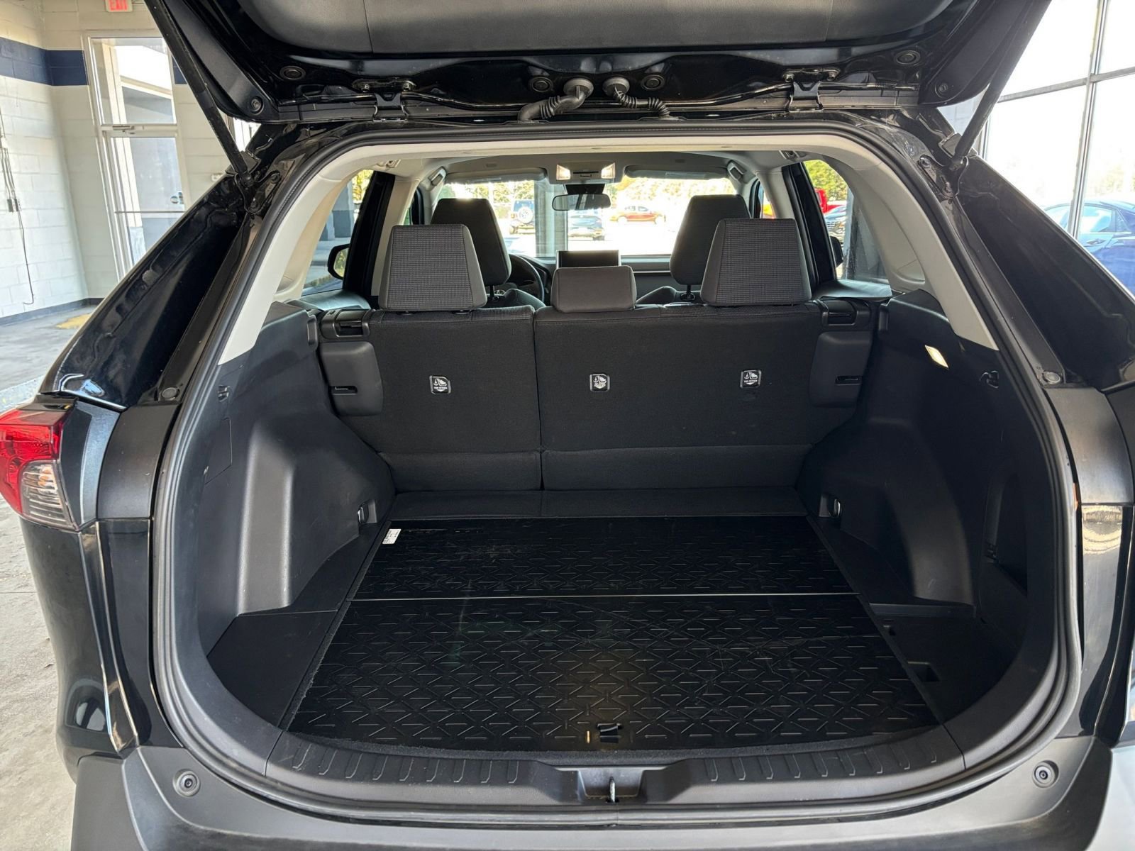 Thumbnail: 2025 Toyota RAV4 - 30