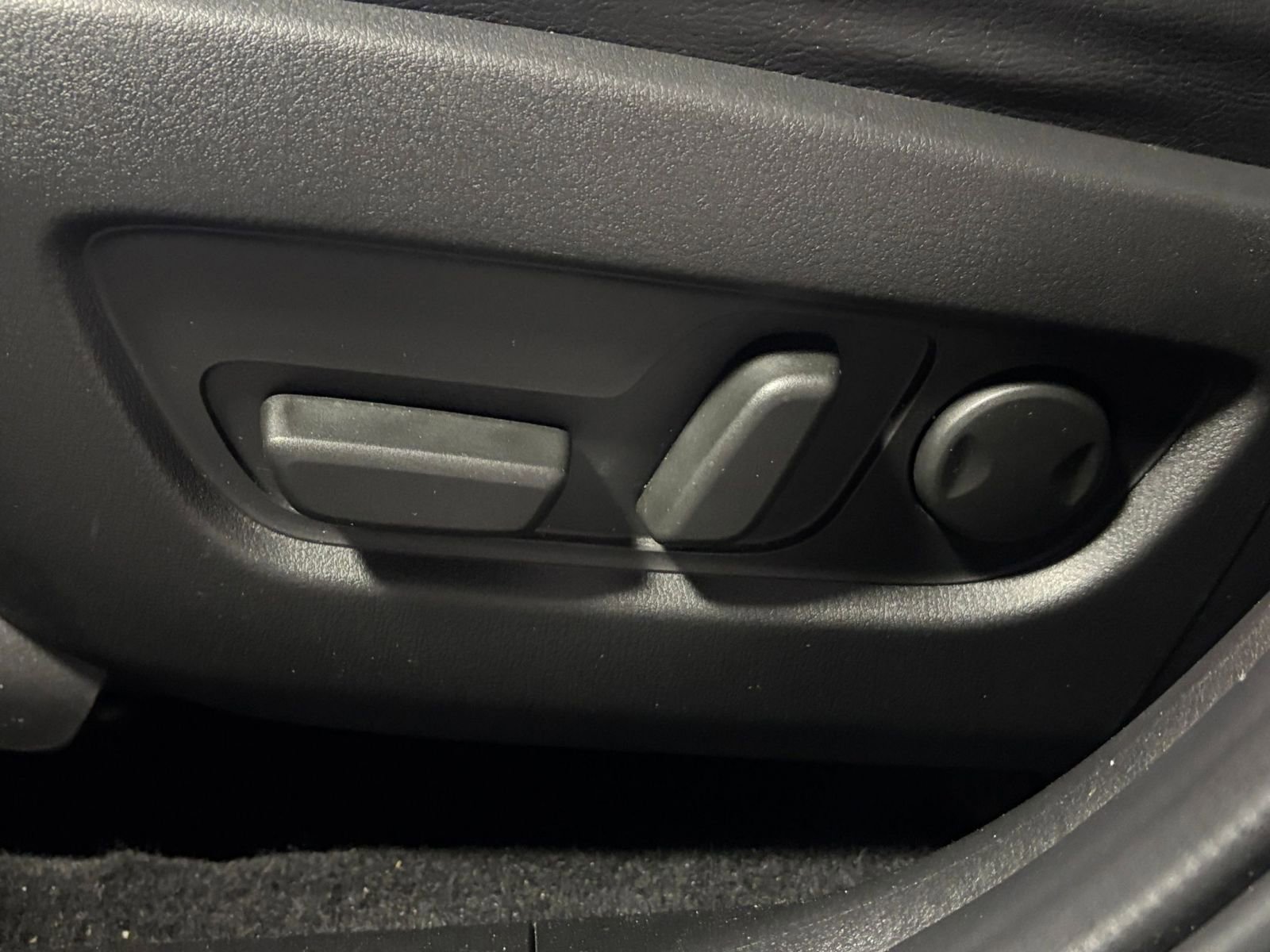 Thumbnail: 2025 Mazda CX-90 - 28