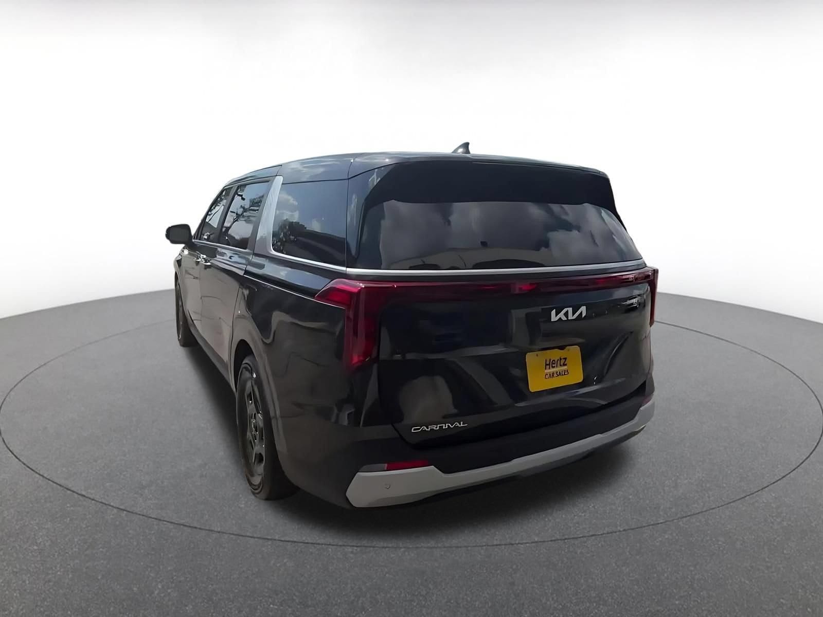 Thumbnail: 2026 Kia Carnival - 10