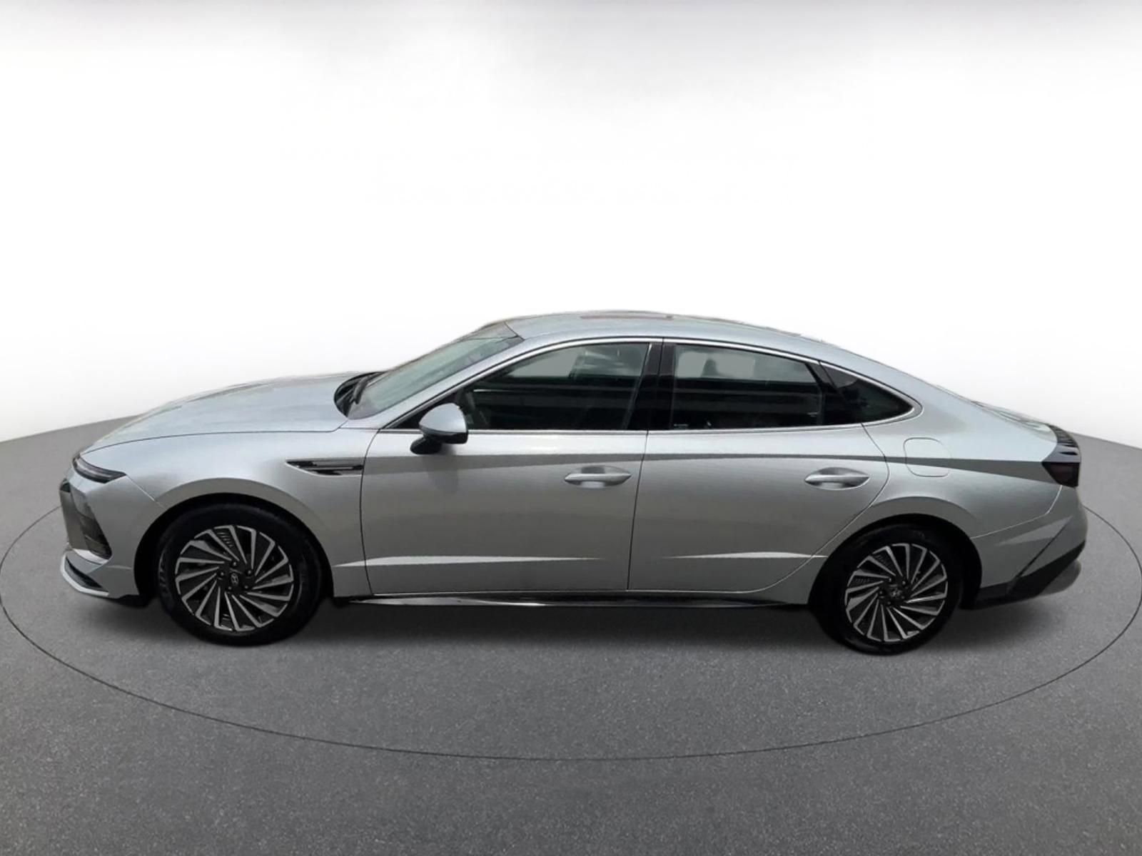 Thumbnail: 2025 Hyundai Sonata - 13