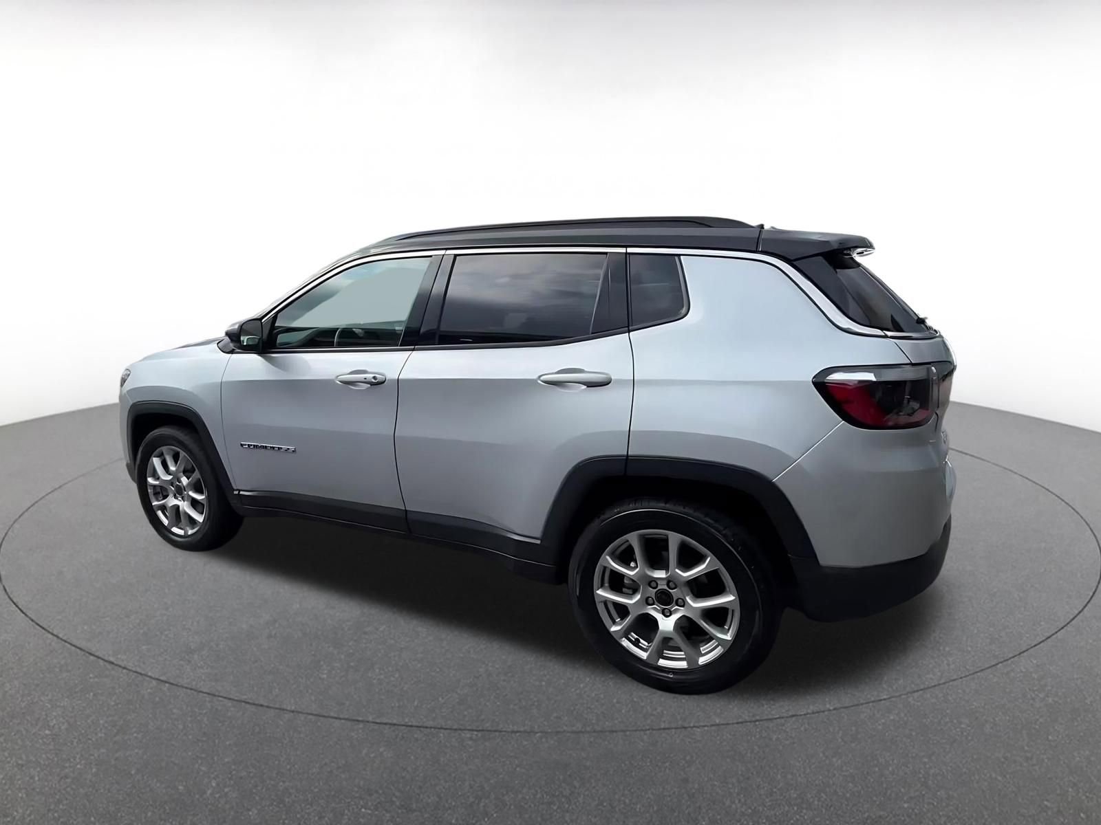 Thumbnail: 2025 Jeep Compass - 10