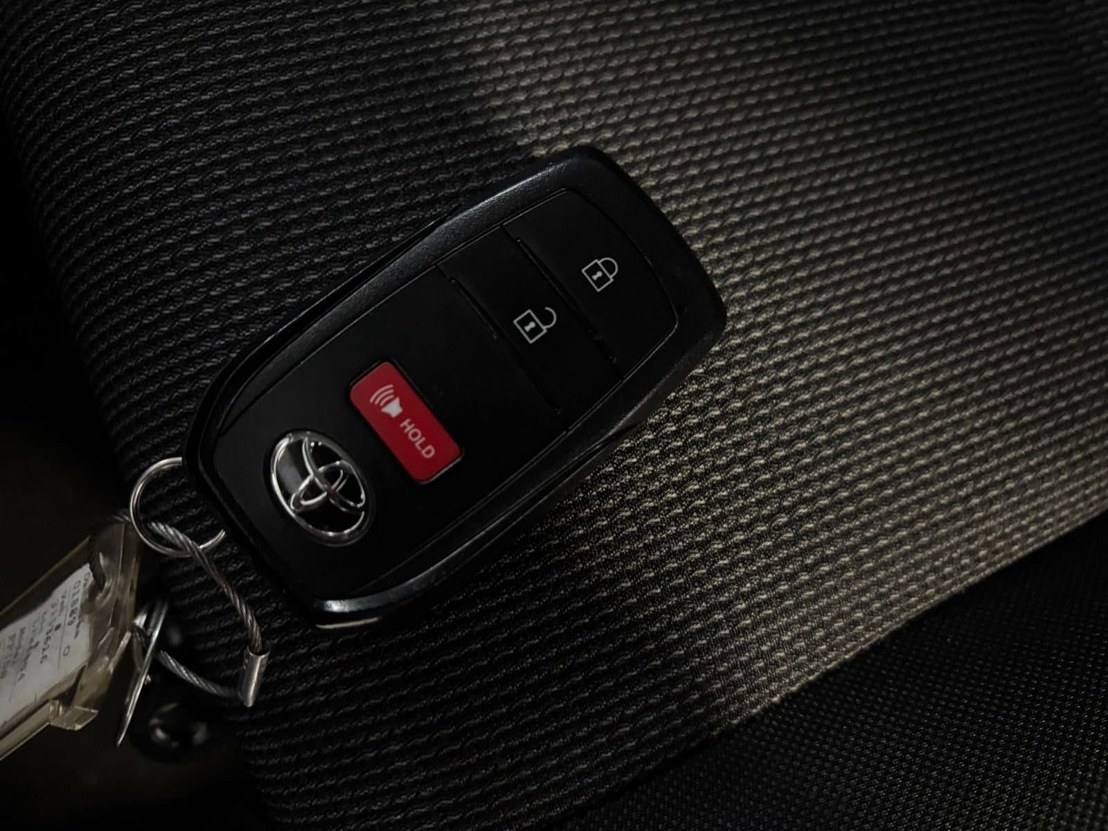 Thumbnail: 2025 Toyota Prius - 27