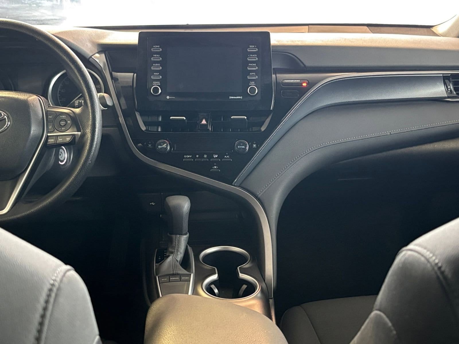 Thumbnail: 2024 Toyota Camry - 18