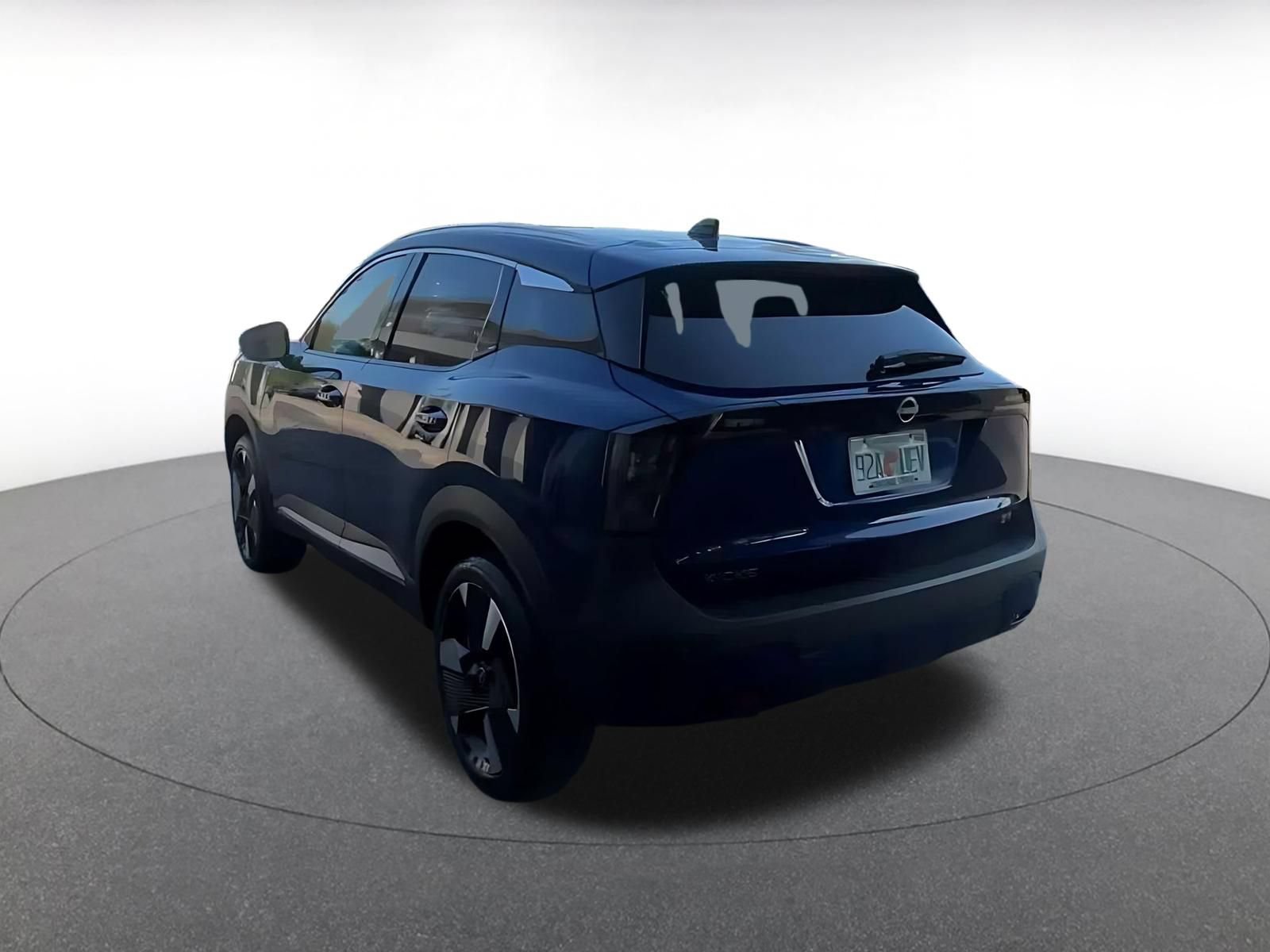 Thumbnail: 2026 Nissan Kicks - 10