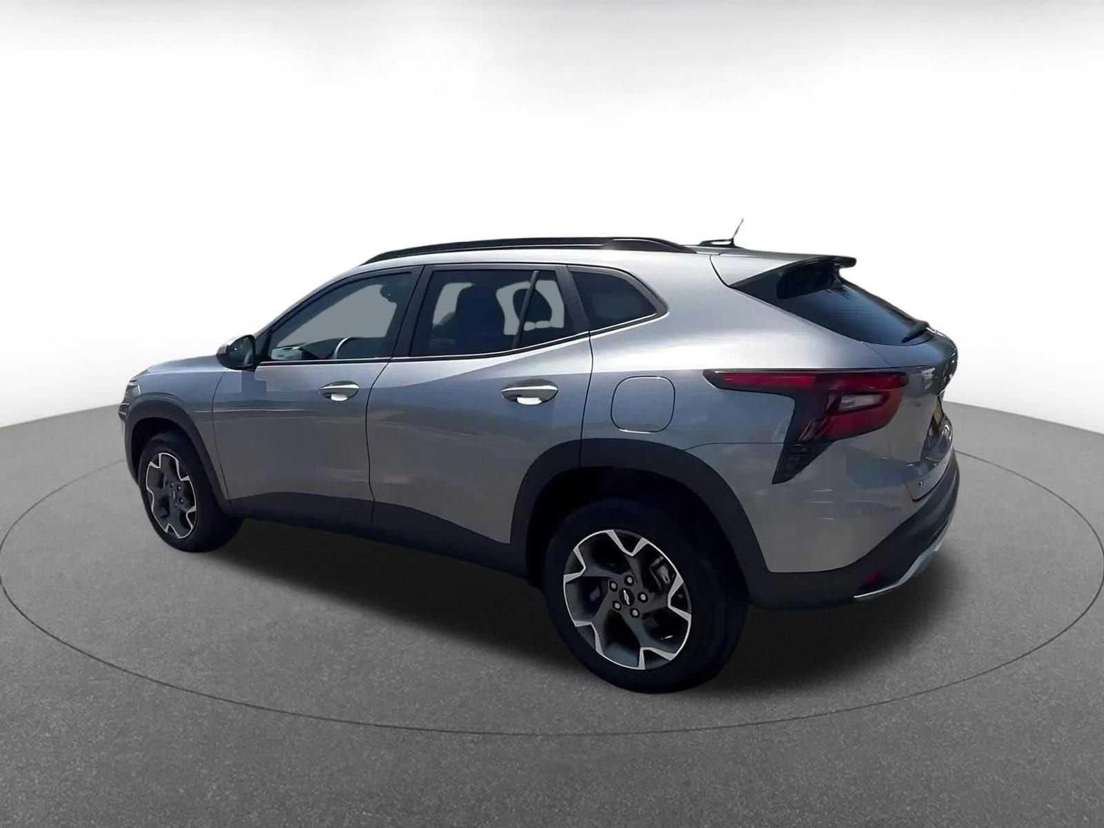 Thumbnail: 2025 Chevrolet Trax - 10