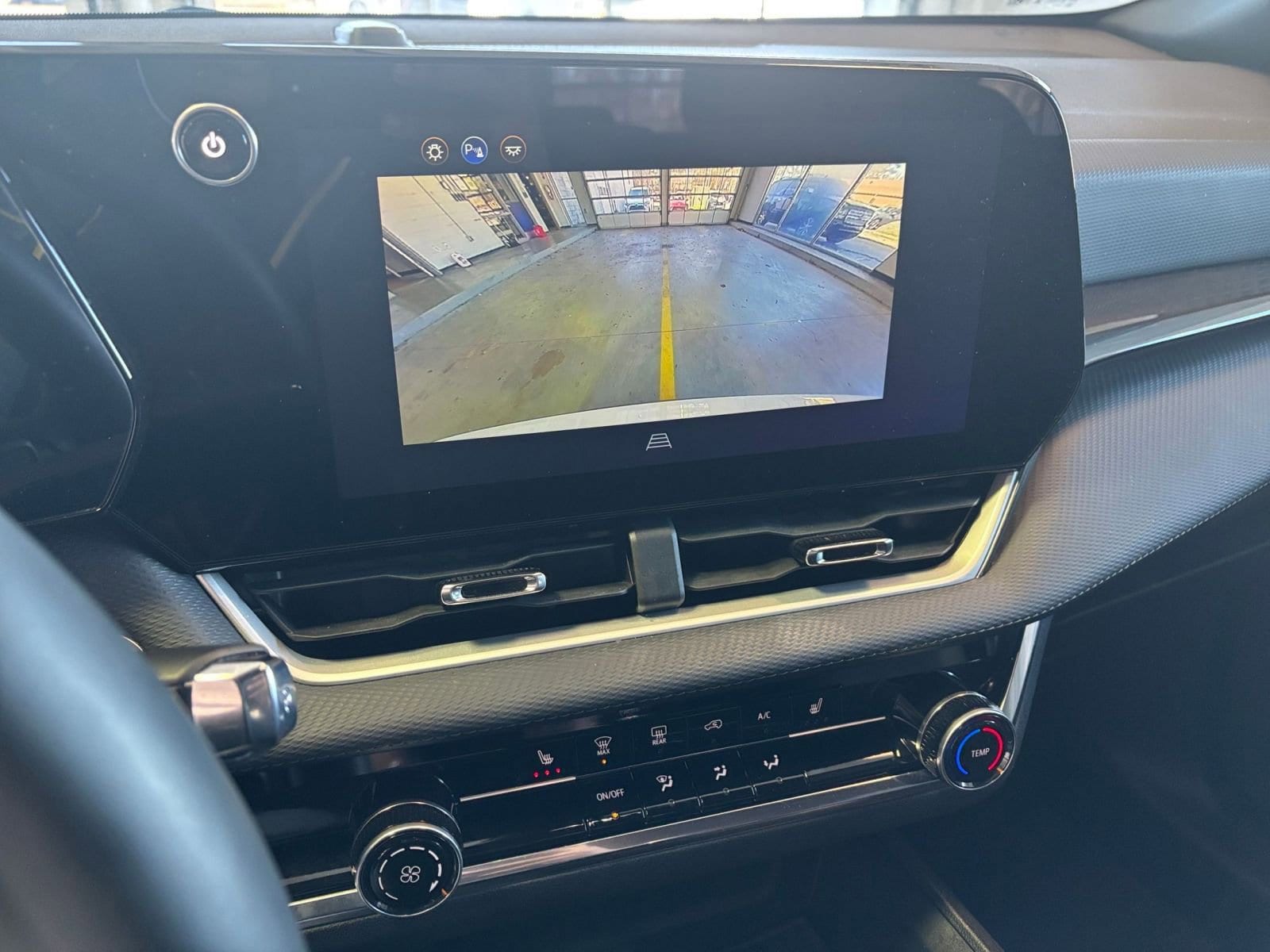 Thumbnail: 2025 Chevrolet Equinox - 25