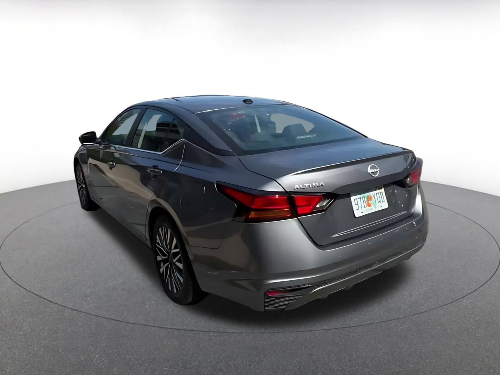 Thumbnail: 2026 Nissan Altima - 10