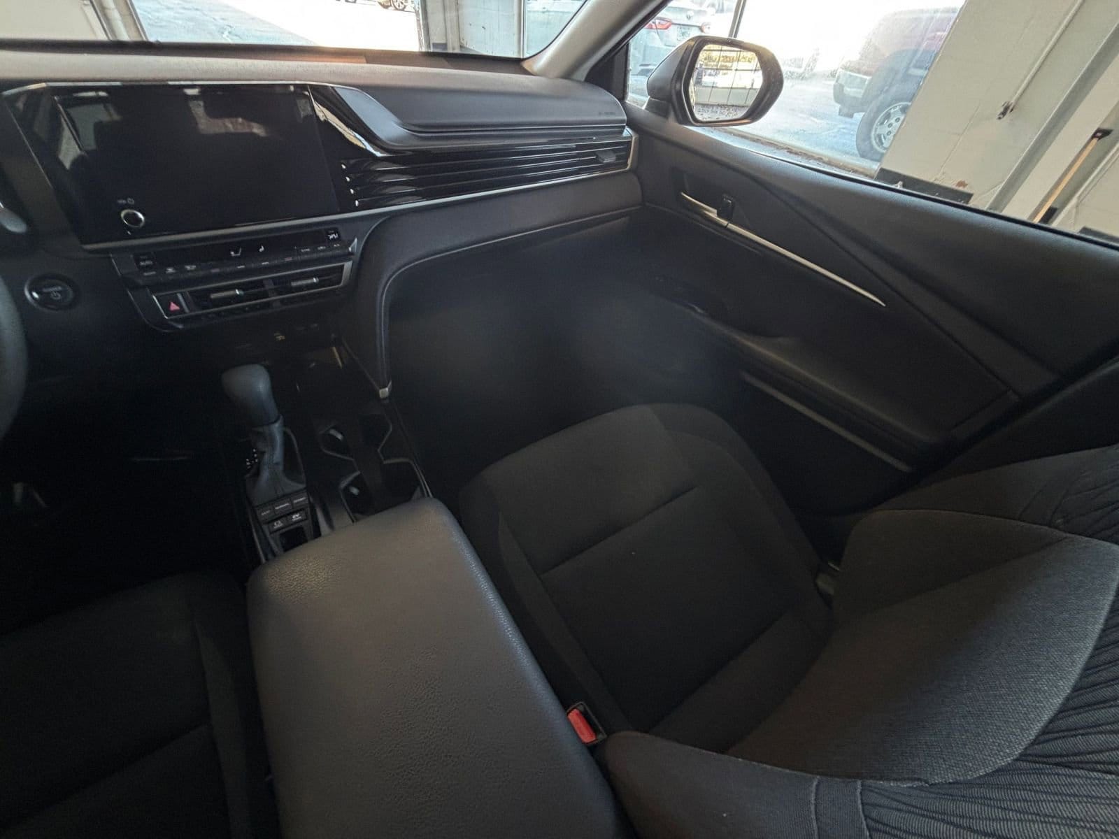 Thumbnail: 2025 Toyota Camry - 34