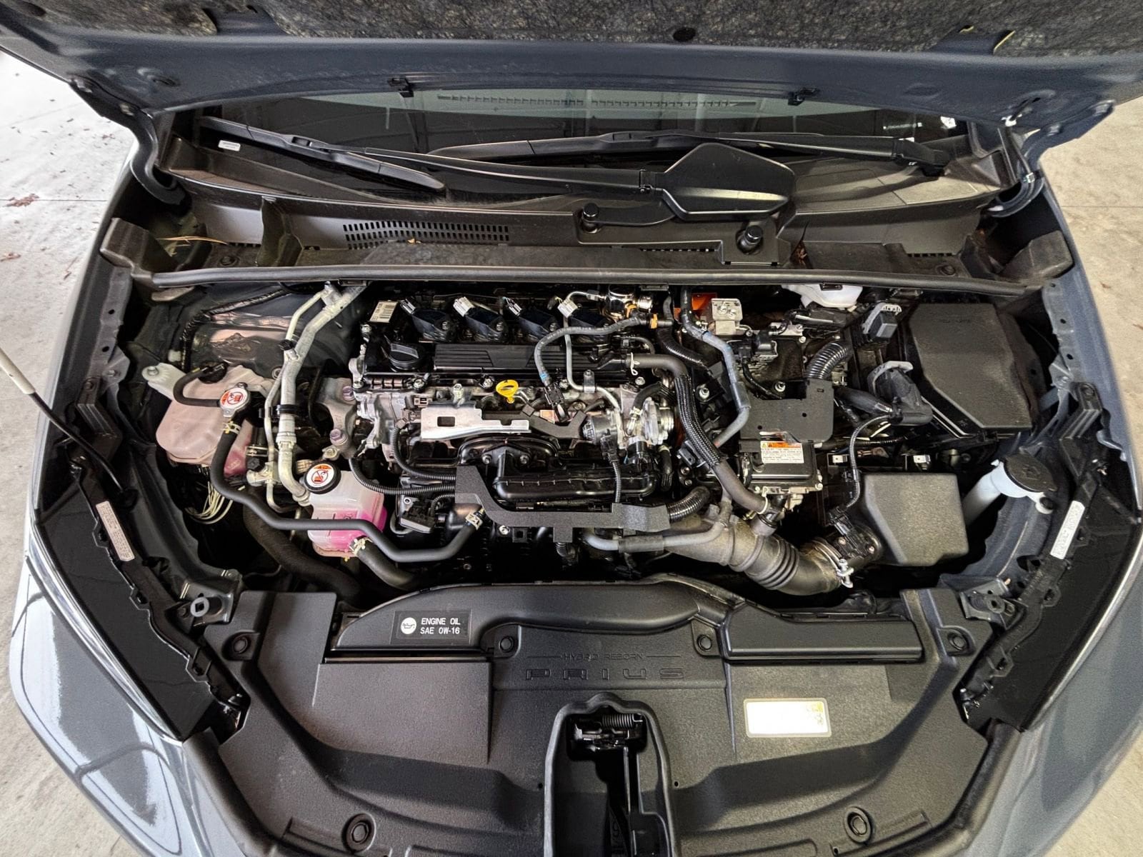 Thumbnail: 2025 Toyota Prius - 35