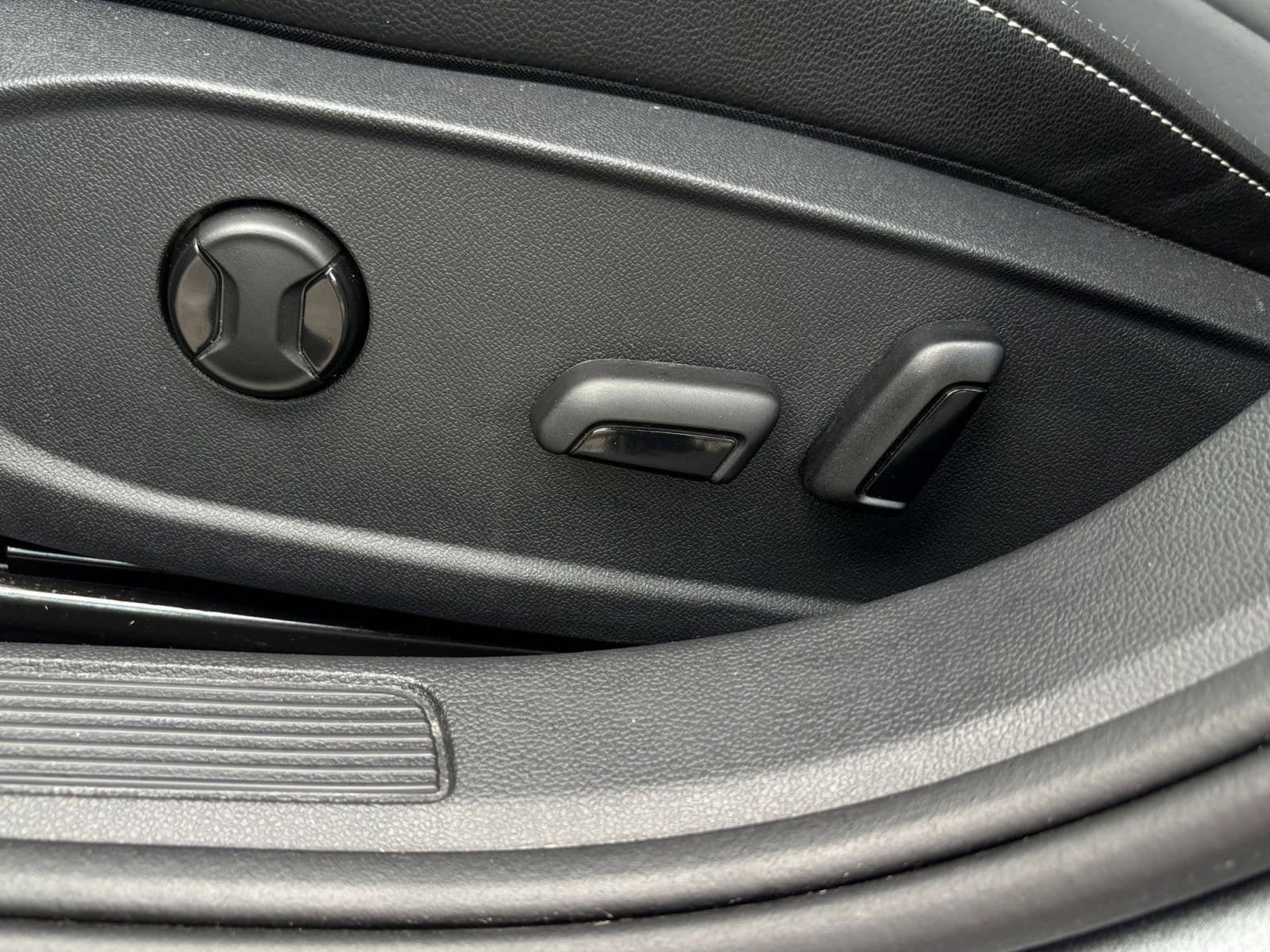 Thumbnail: 2025 Volkswagen Jetta - 25