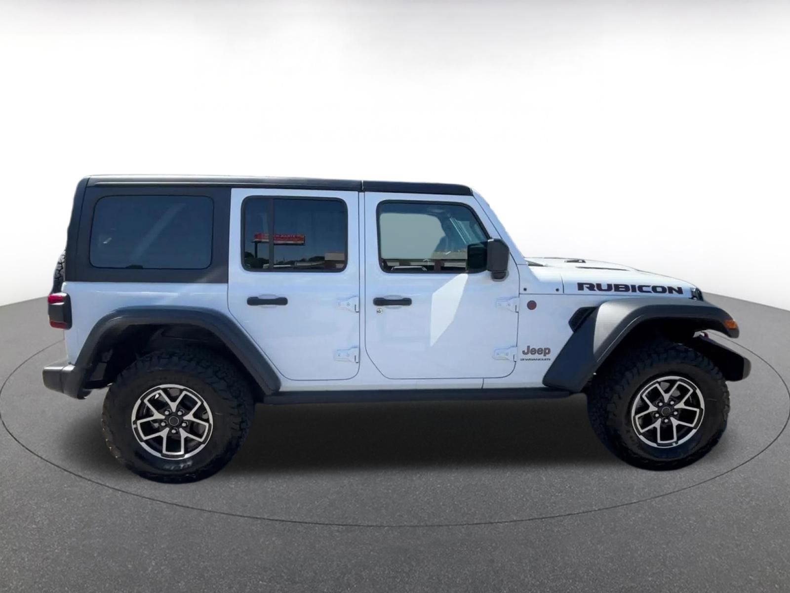 Thumbnail: 2025 Jeep Wrangler - 16