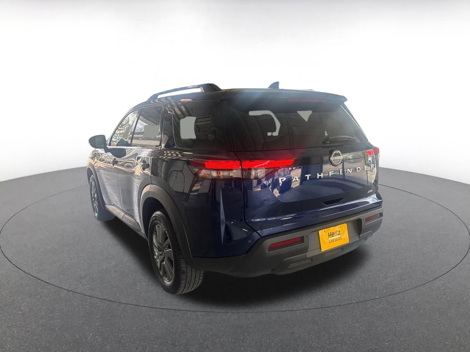 Thumbnail: 2025 Nissan Pathfinder - 13