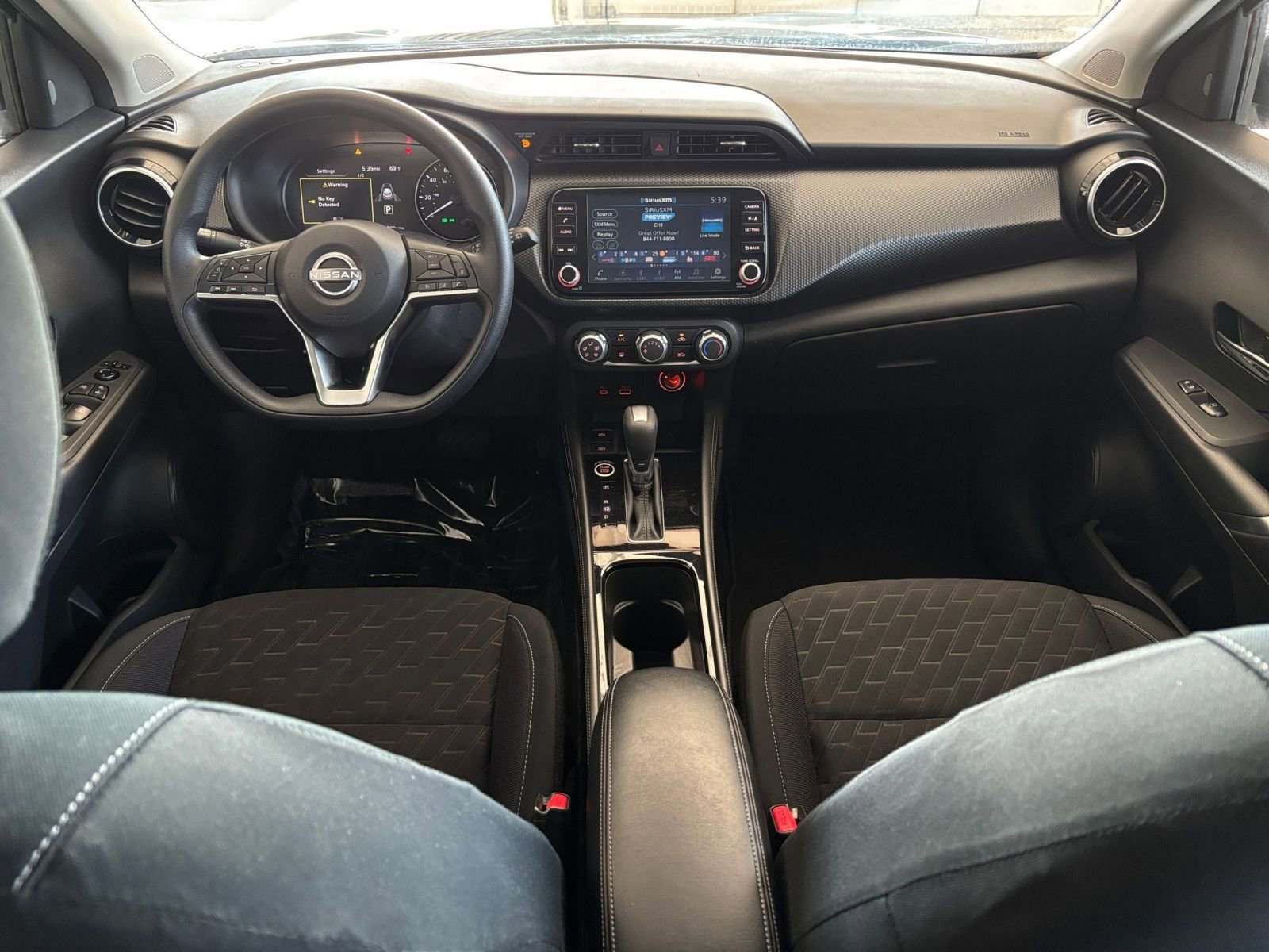 Thumbnail: 2024 Nissan Kicks - 32