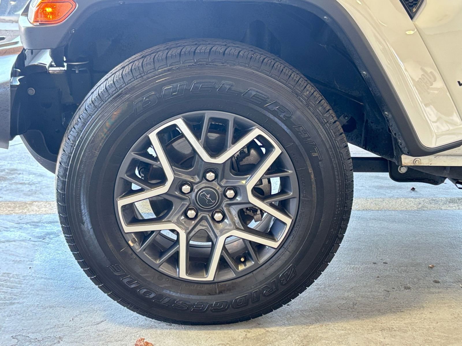 Thumbnail: 2025 Jeep Wrangler - 29