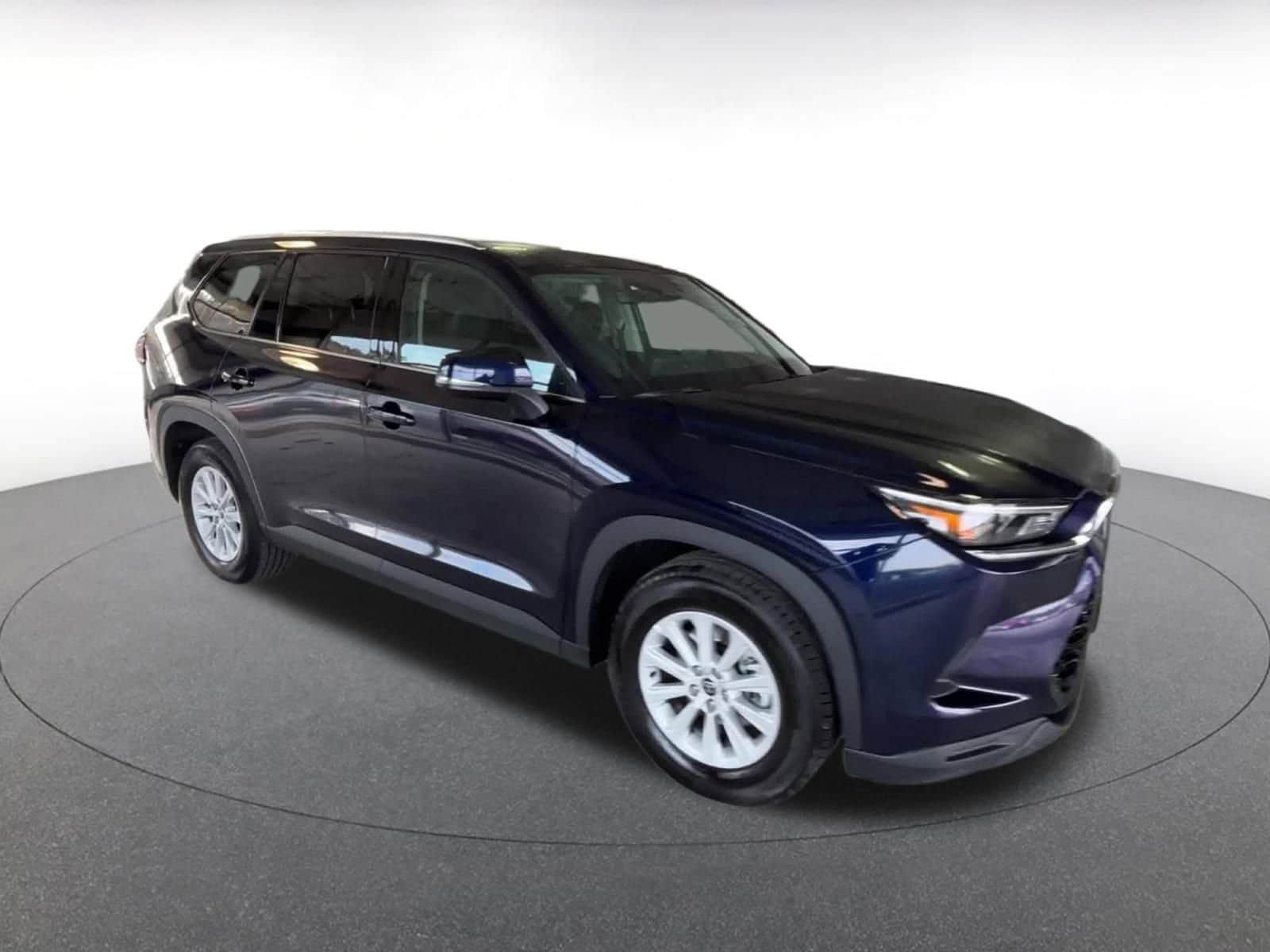 Thumbnail: 2025 Toyota Grand Highlander - 2