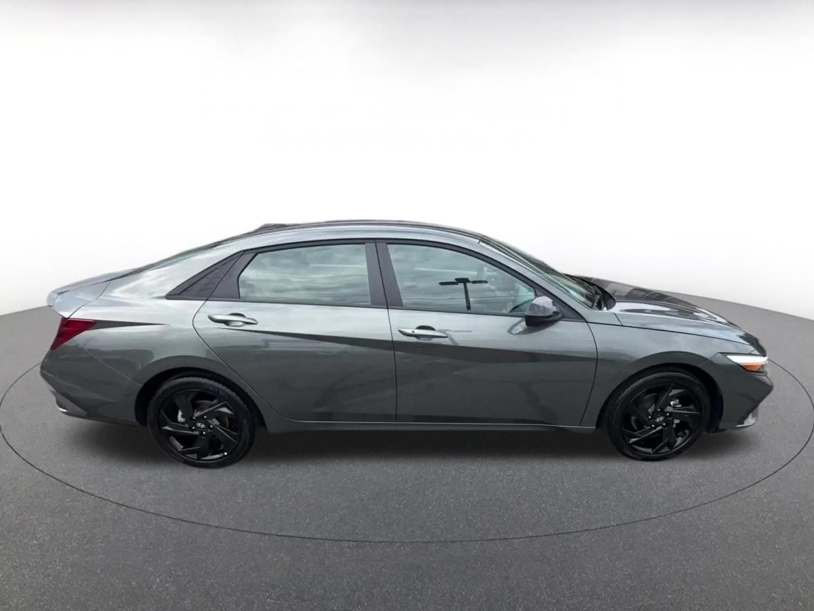 Thumbnail: 2026 Hyundai Elantra - 15