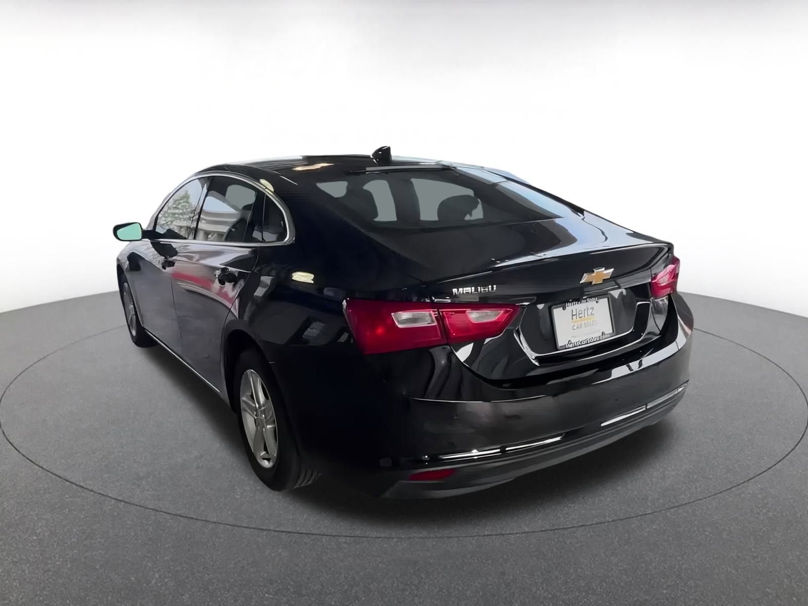Thumbnail: 2024 Chevrolet Malibu - 12