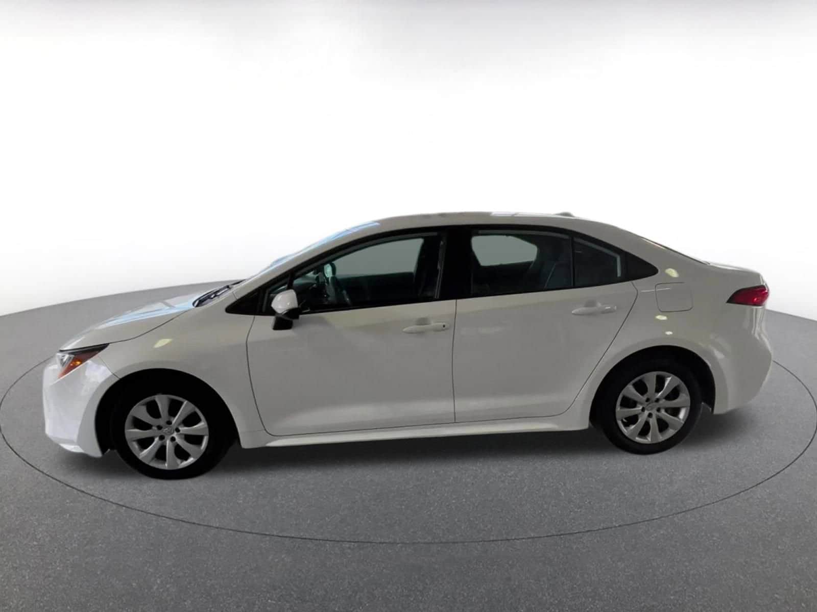 Thumbnail: 2023 Toyota Corolla - 8