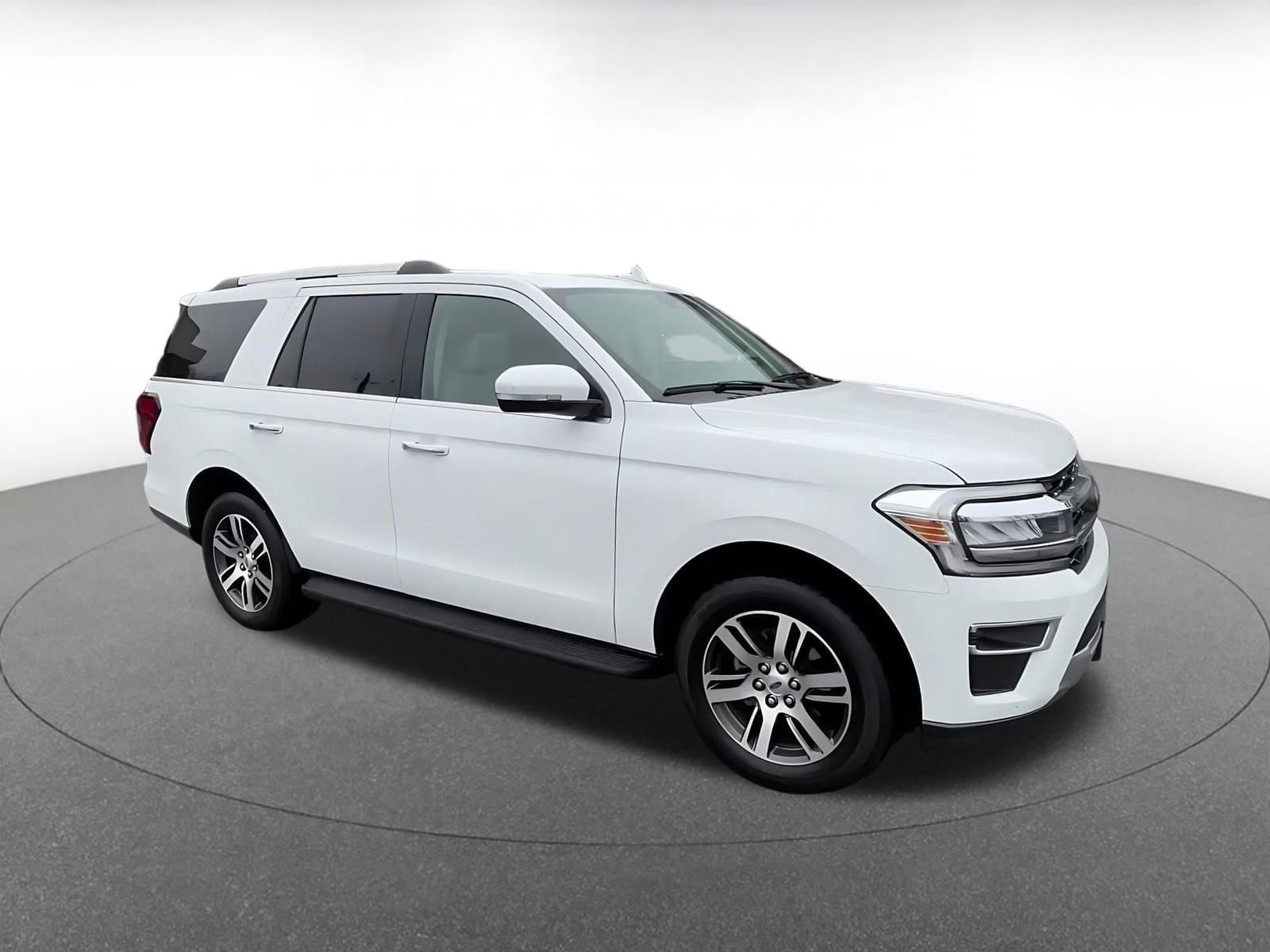 Thumbnail: 2024 Ford Expedition - 3