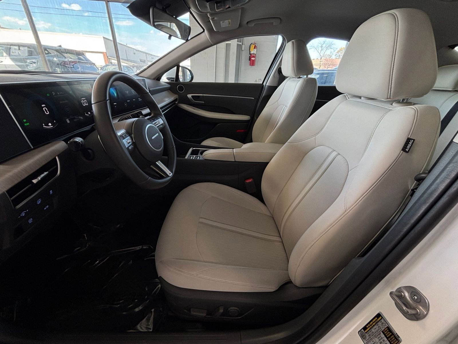 Thumbnail: 2025 Hyundai Sonata - 28