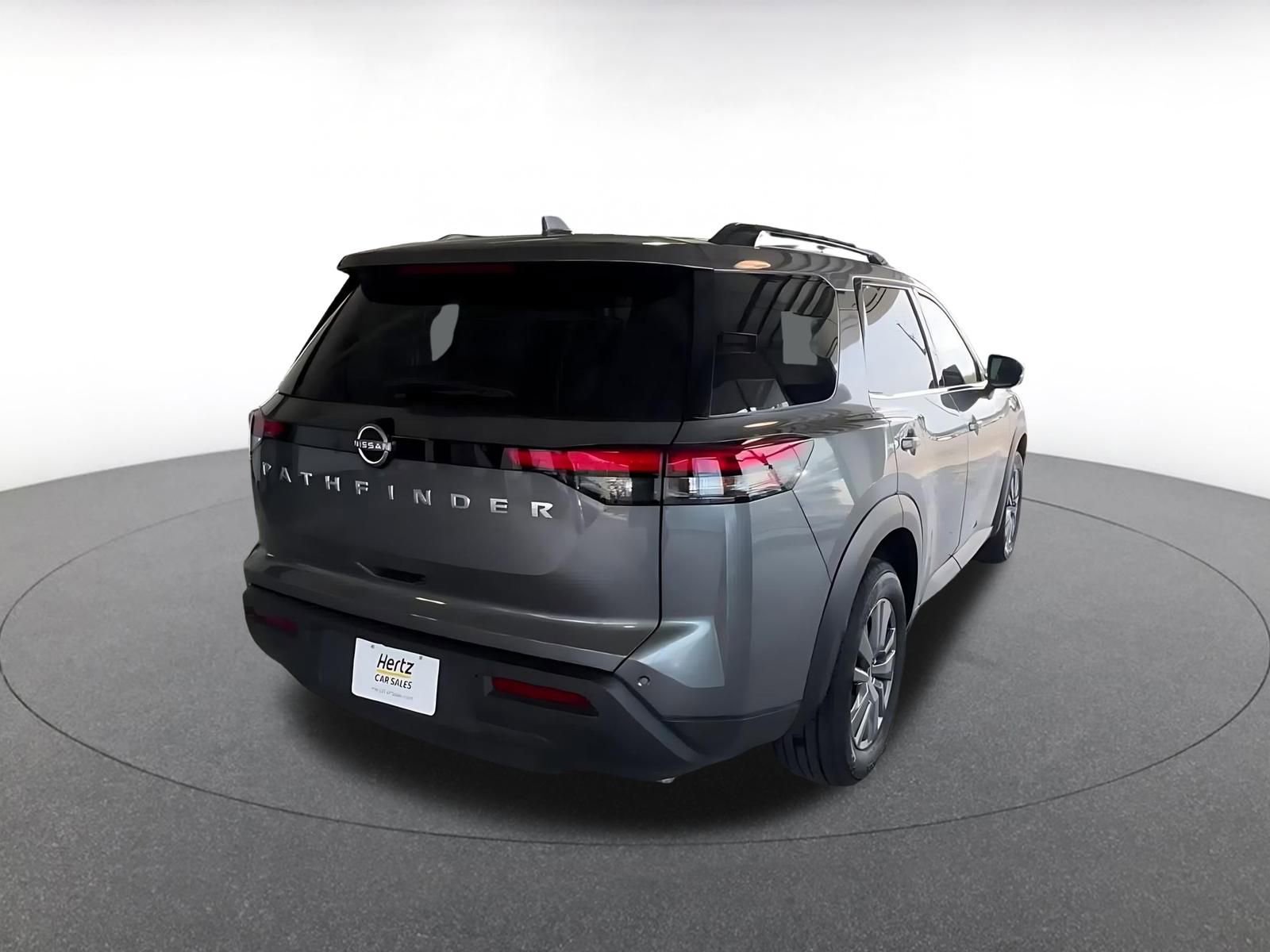 Thumbnail: 2025 Nissan Pathfinder - 13