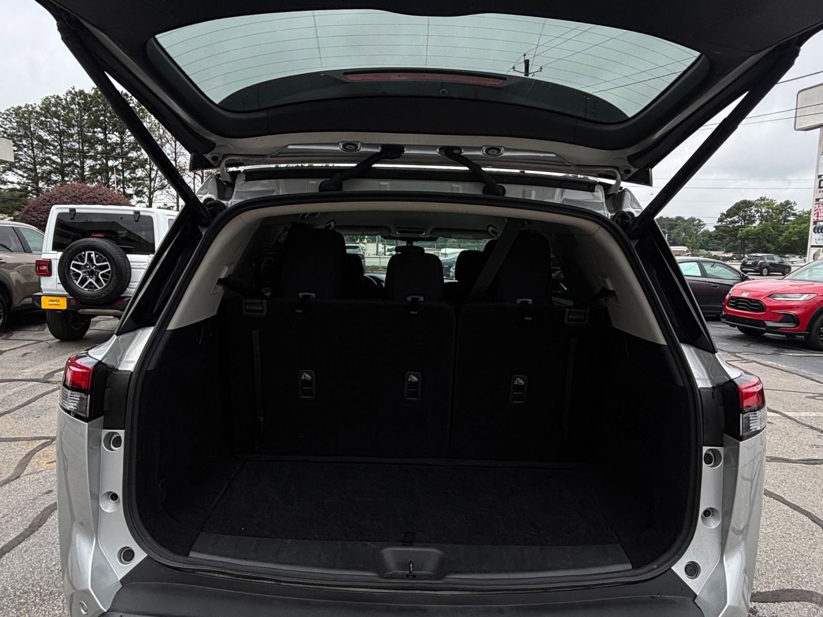 Thumbnail: 2025 Nissan Pathfinder - 34