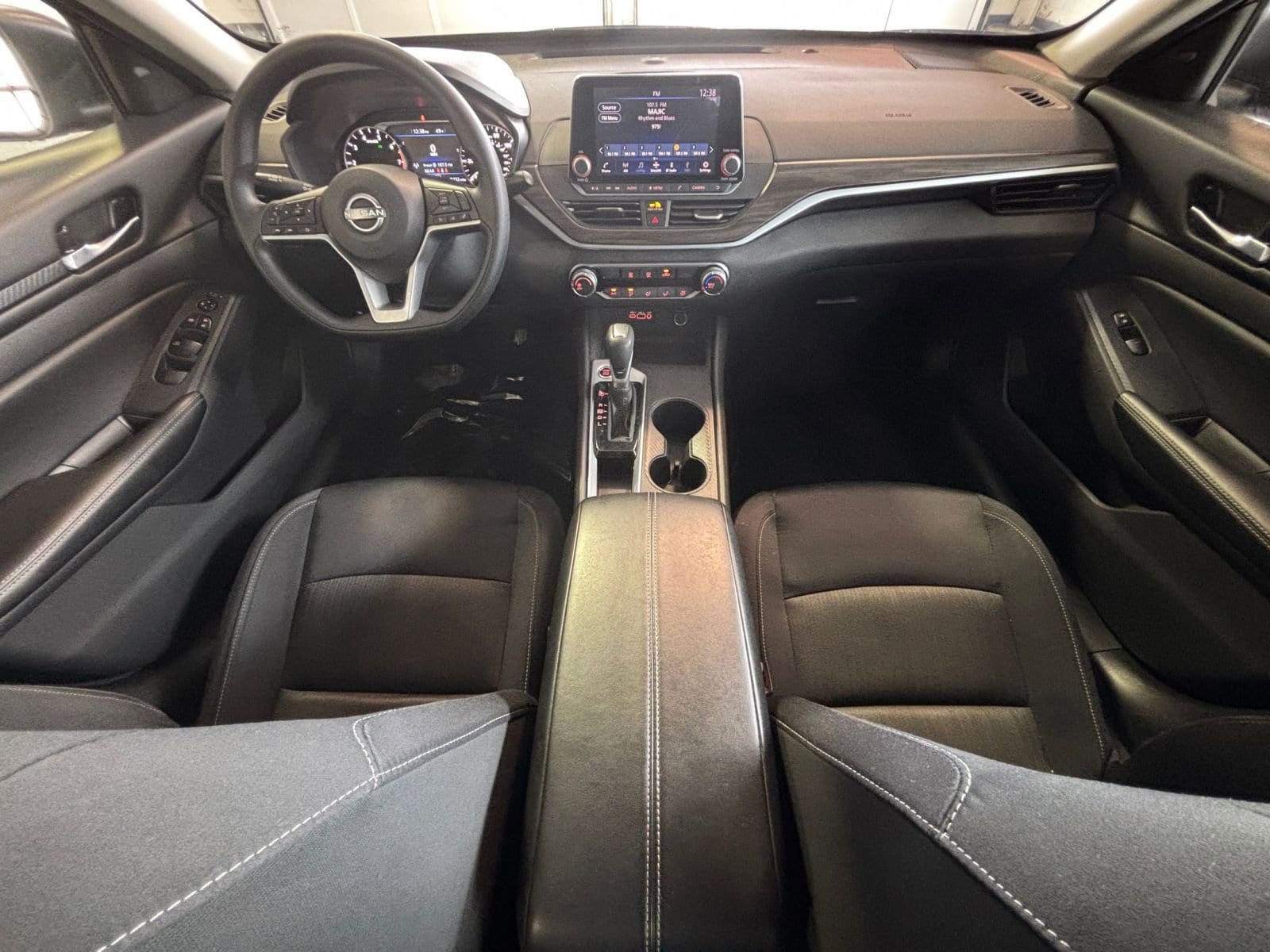 Thumbnail: 2025 Nissan Altima - 34