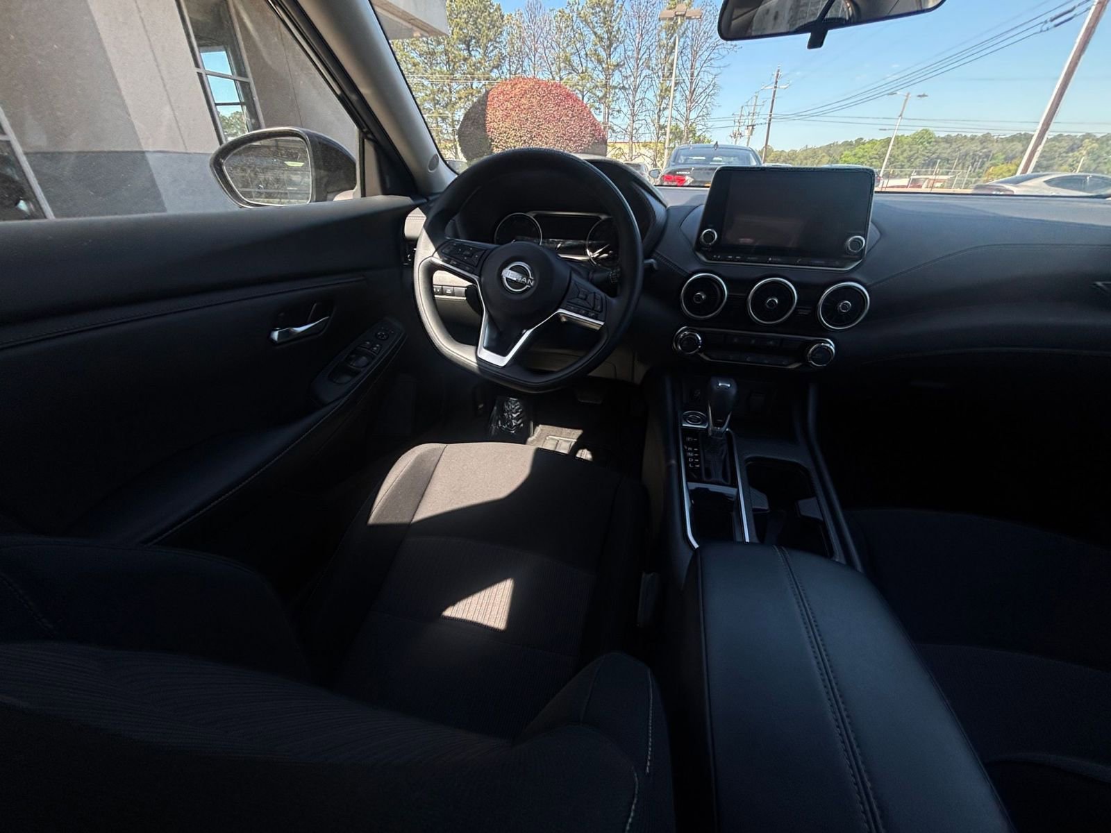 Thumbnail: 2025 Nissan Sentra - 31