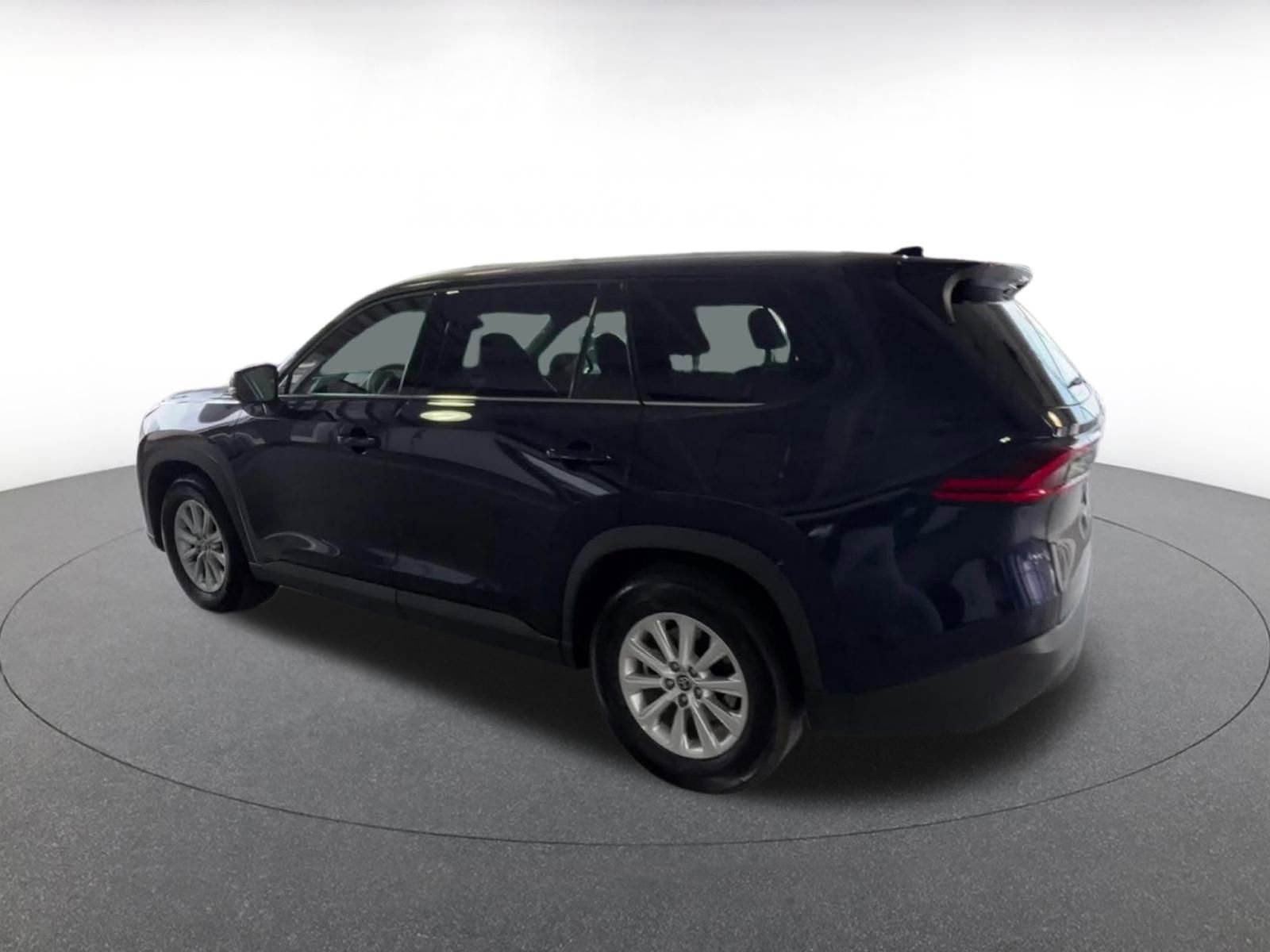 Thumbnail: 2025 Toyota Grand Highlander - 10