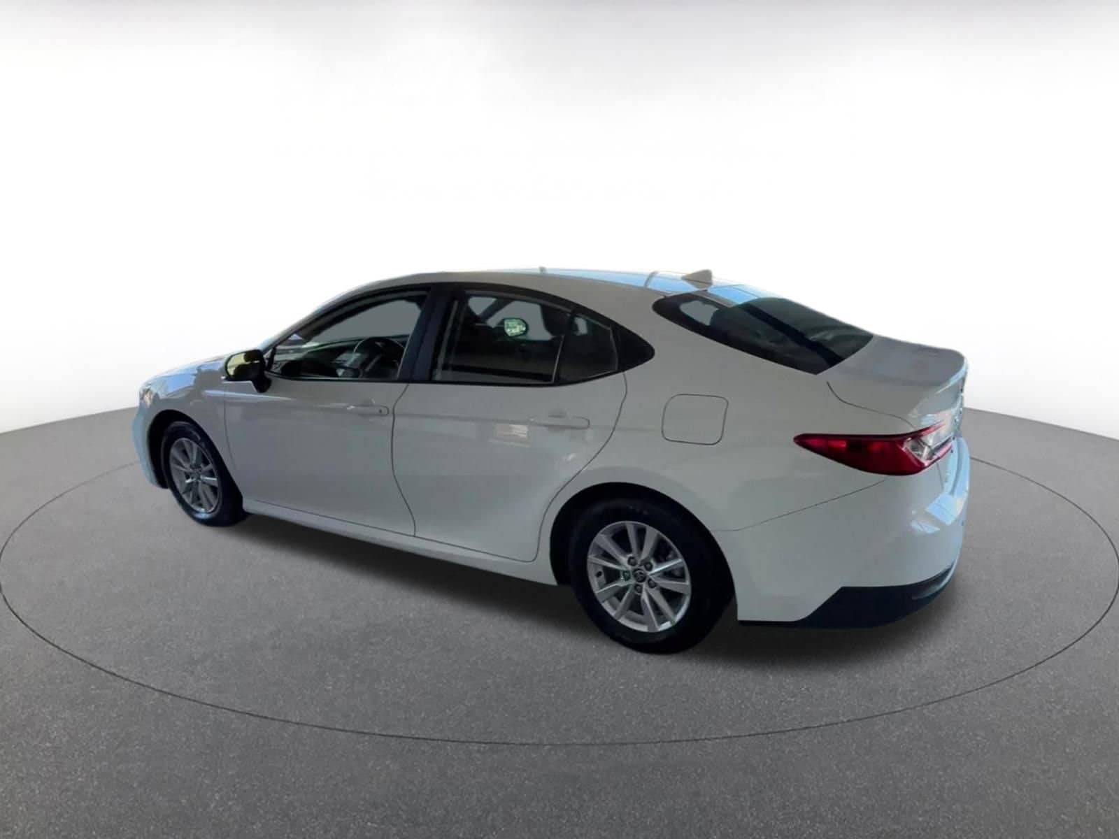 Thumbnail: 2025 Toyota Camry - 11