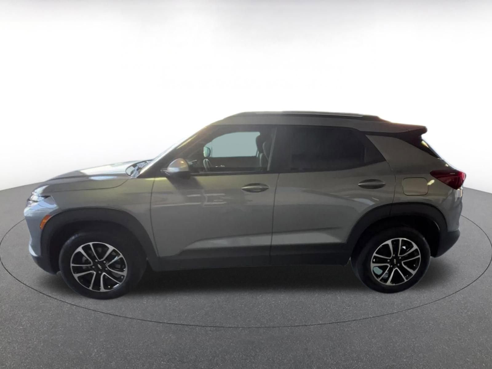 Thumbnail: 2025 Chevrolet TrailBlazer - 11