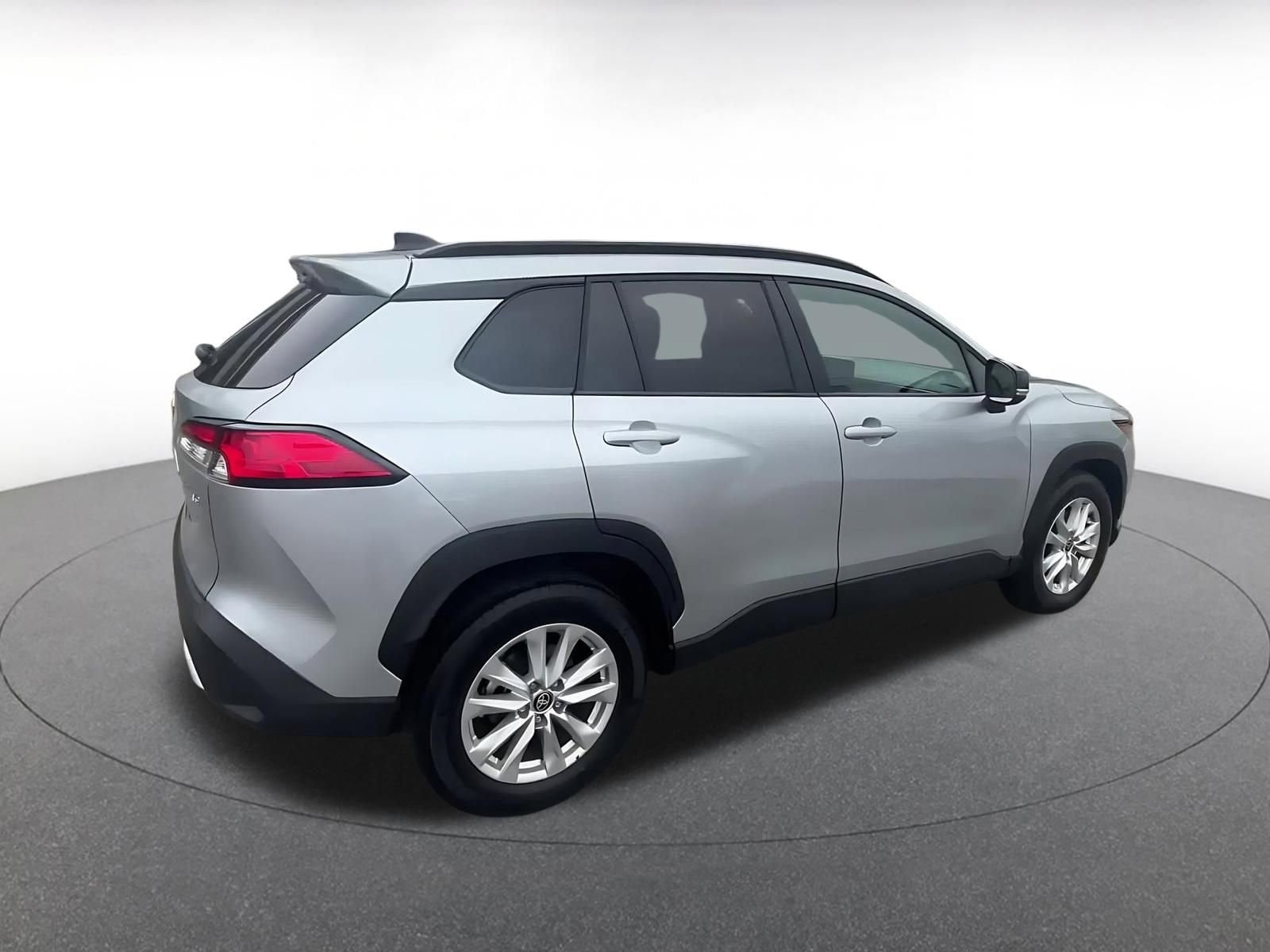 Thumbnail: 2025 Toyota Corolla Cross - 16