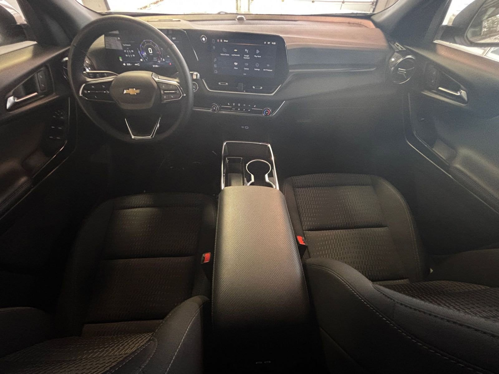 Thumbnail: 2025 Chevrolet Equinox - 32