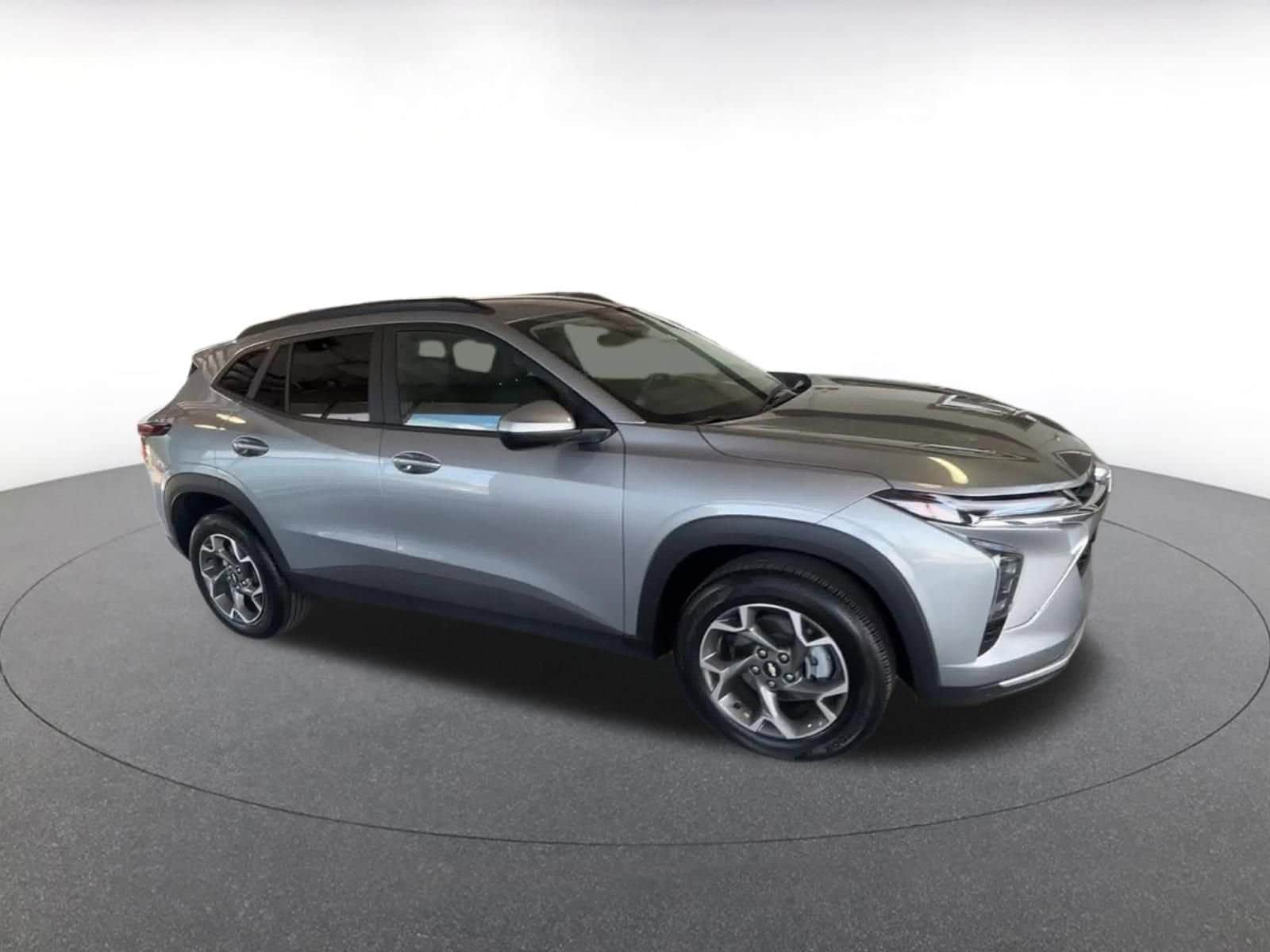 Thumbnail: 2025 Chevrolet Trax - 2