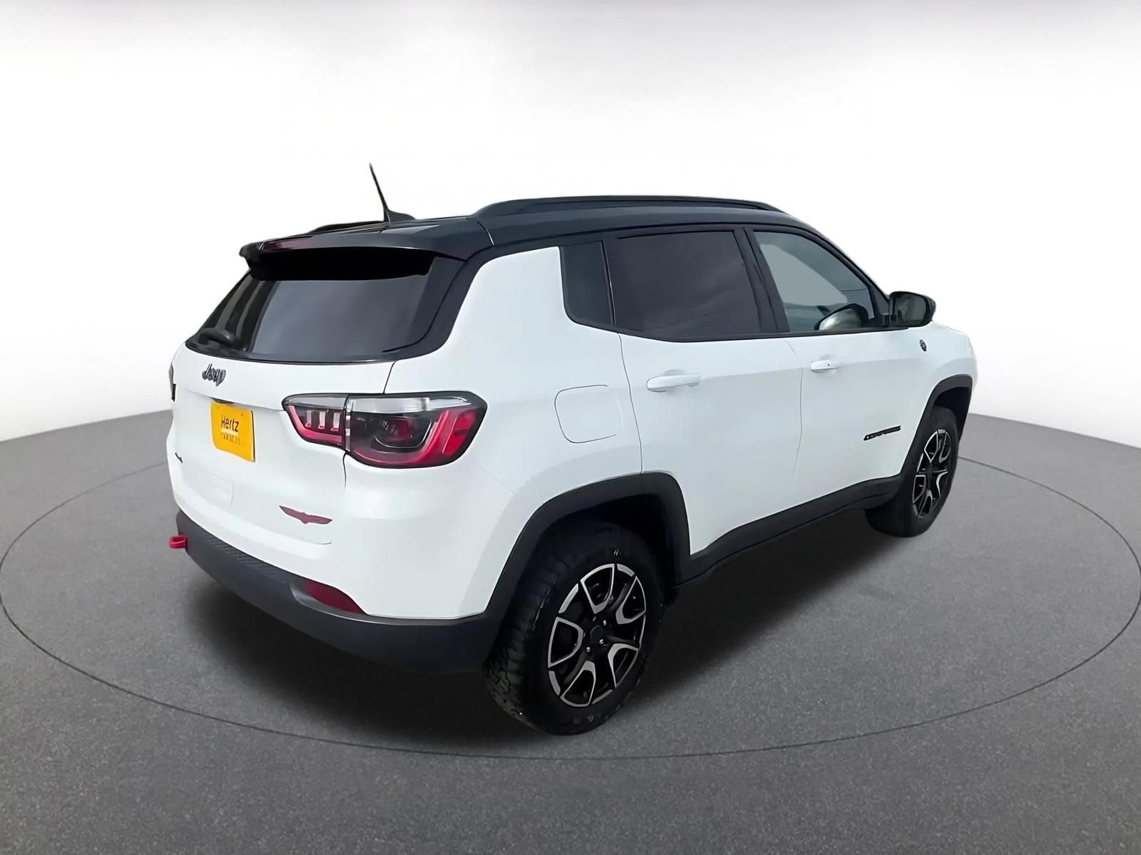 Thumbnail: 2025 Jeep Compass - 15