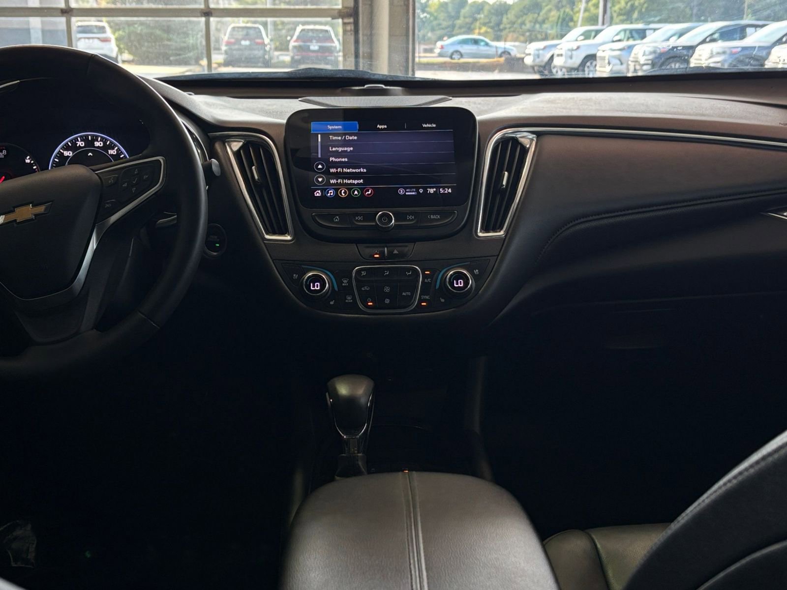 Thumbnail: 2024 Chevrolet Malibu - 18