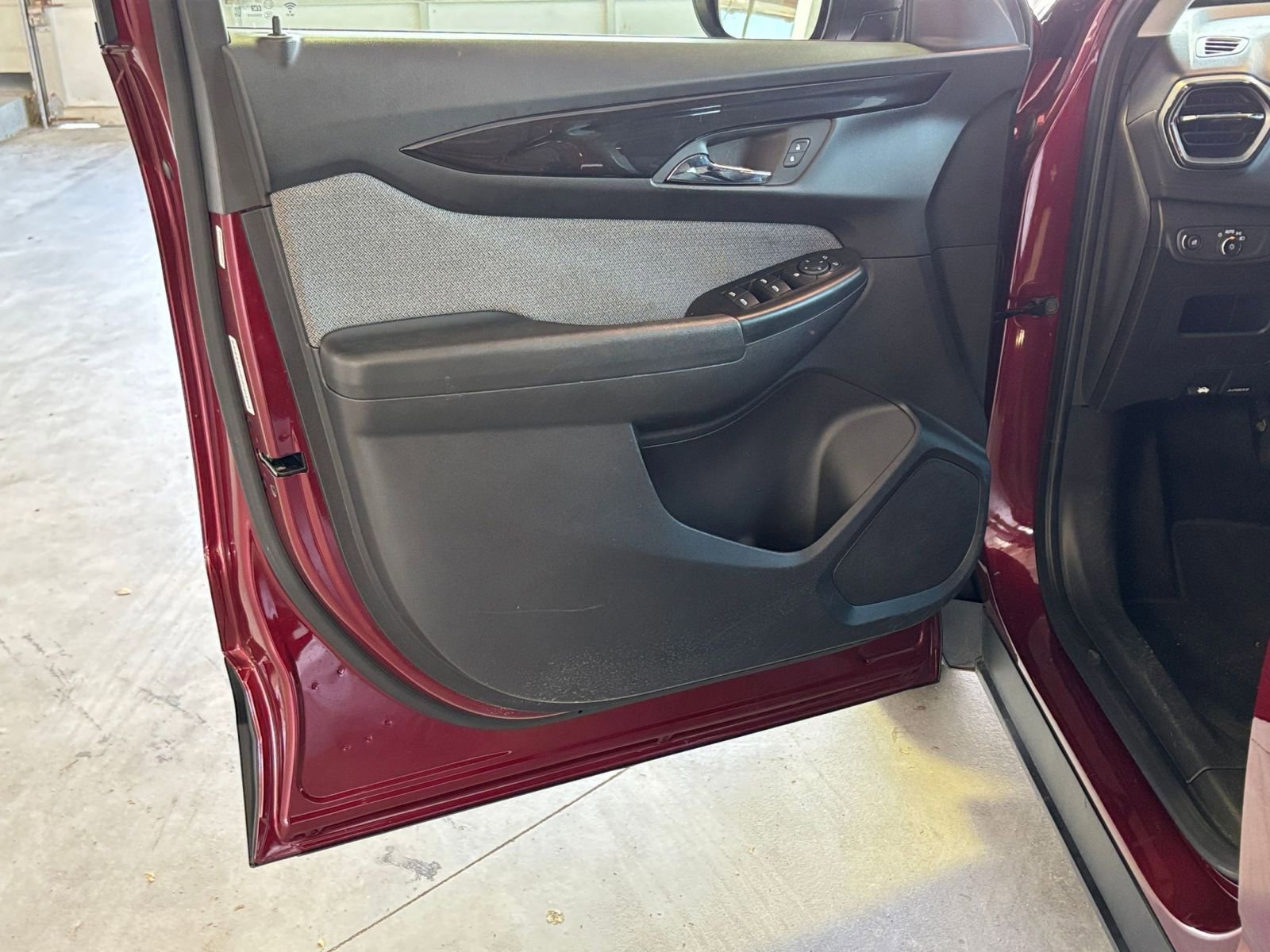 Thumbnail: 2025 Chevrolet TrailBlazer - 26